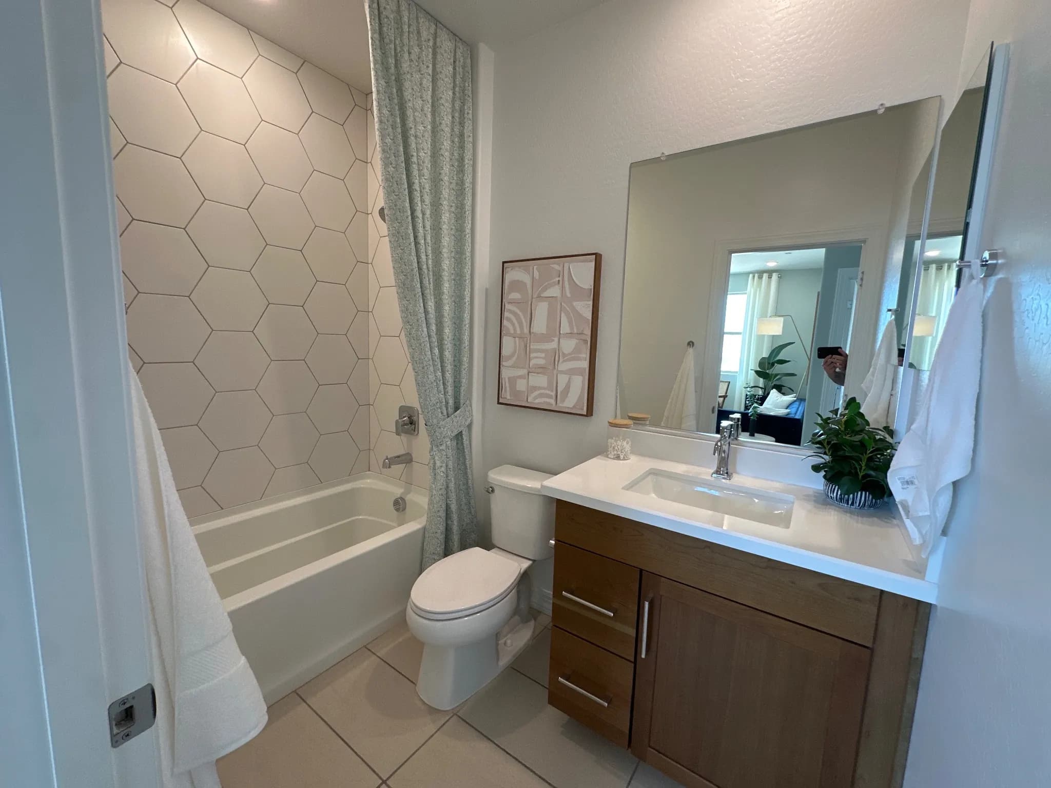 Bartlett — secondary bath