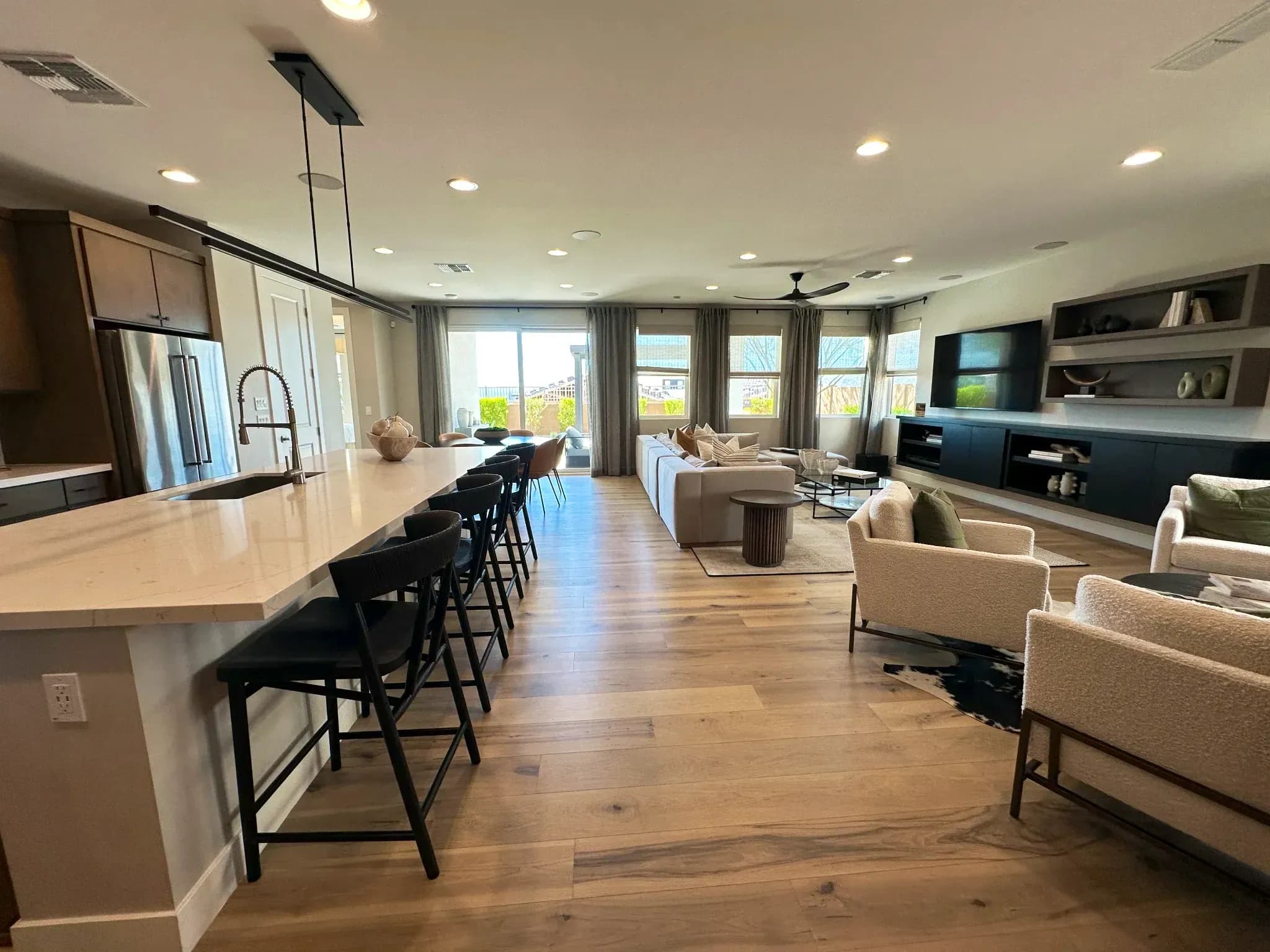 Plan 4014 — main great room