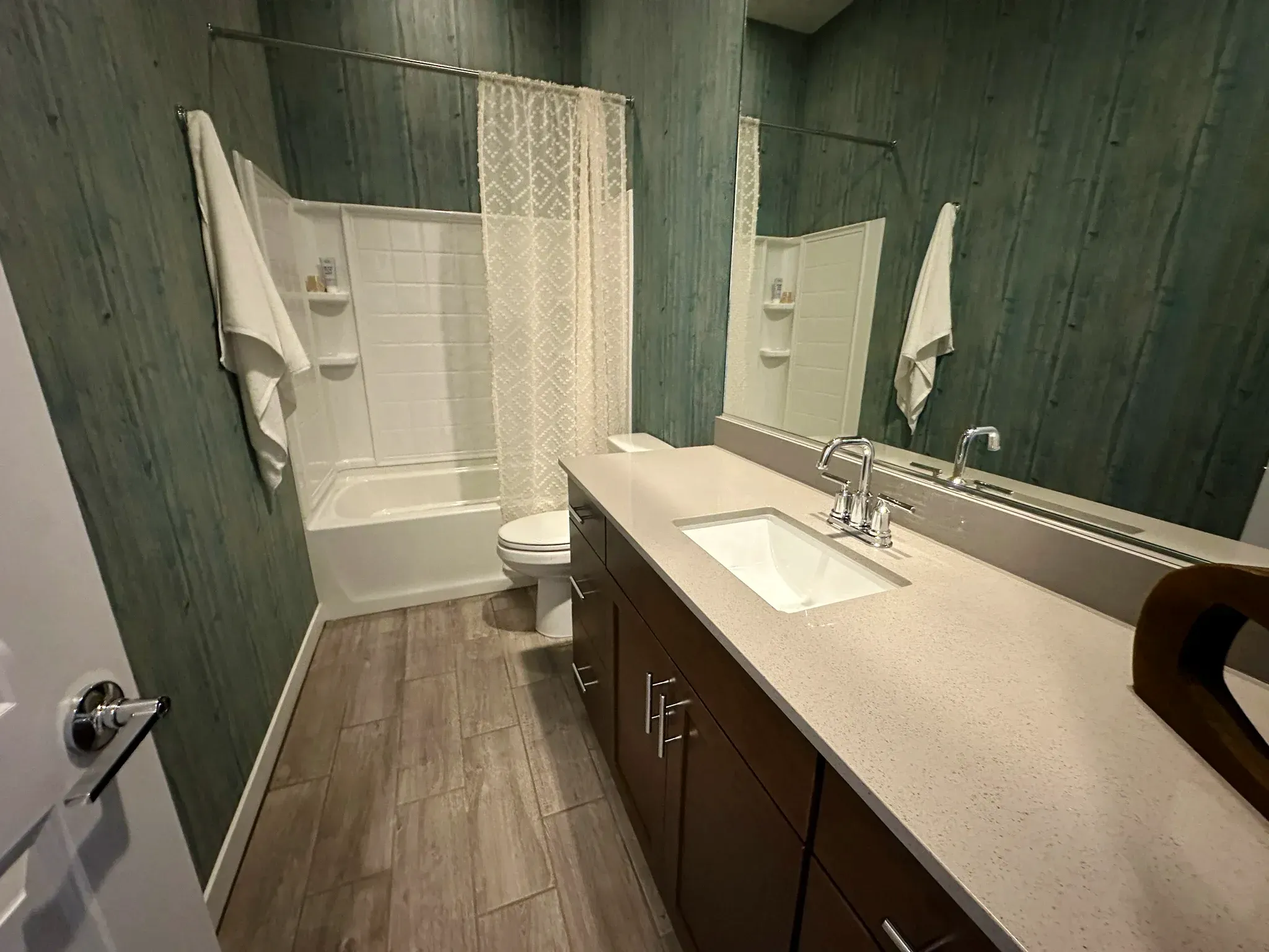 Trillium Plan 4585 by Lennar at Aloravita Signature — photo 12 of 16