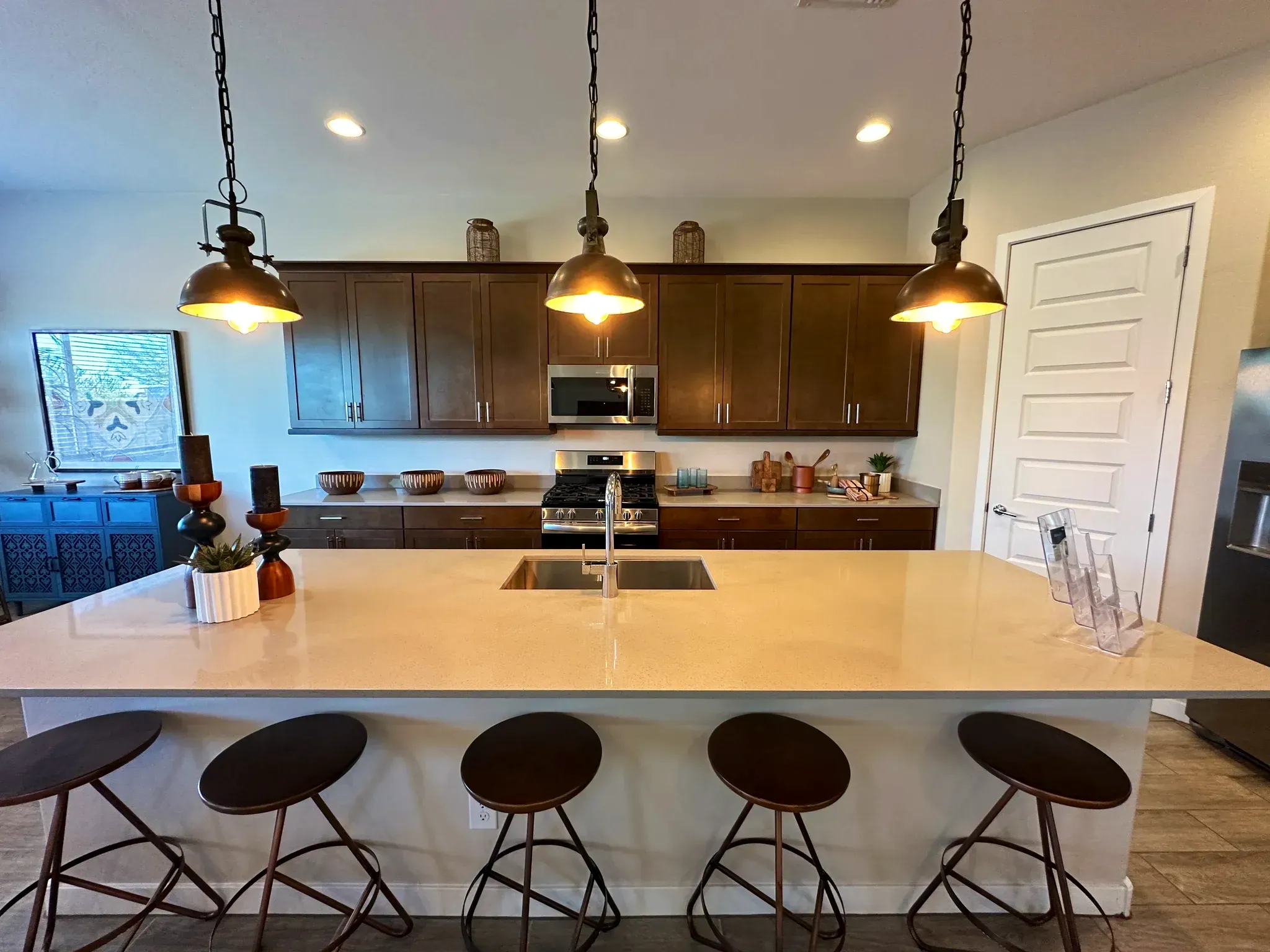 Trillium Plan 4585 by Lennar at Aloravita Signature — photo 3 of 16