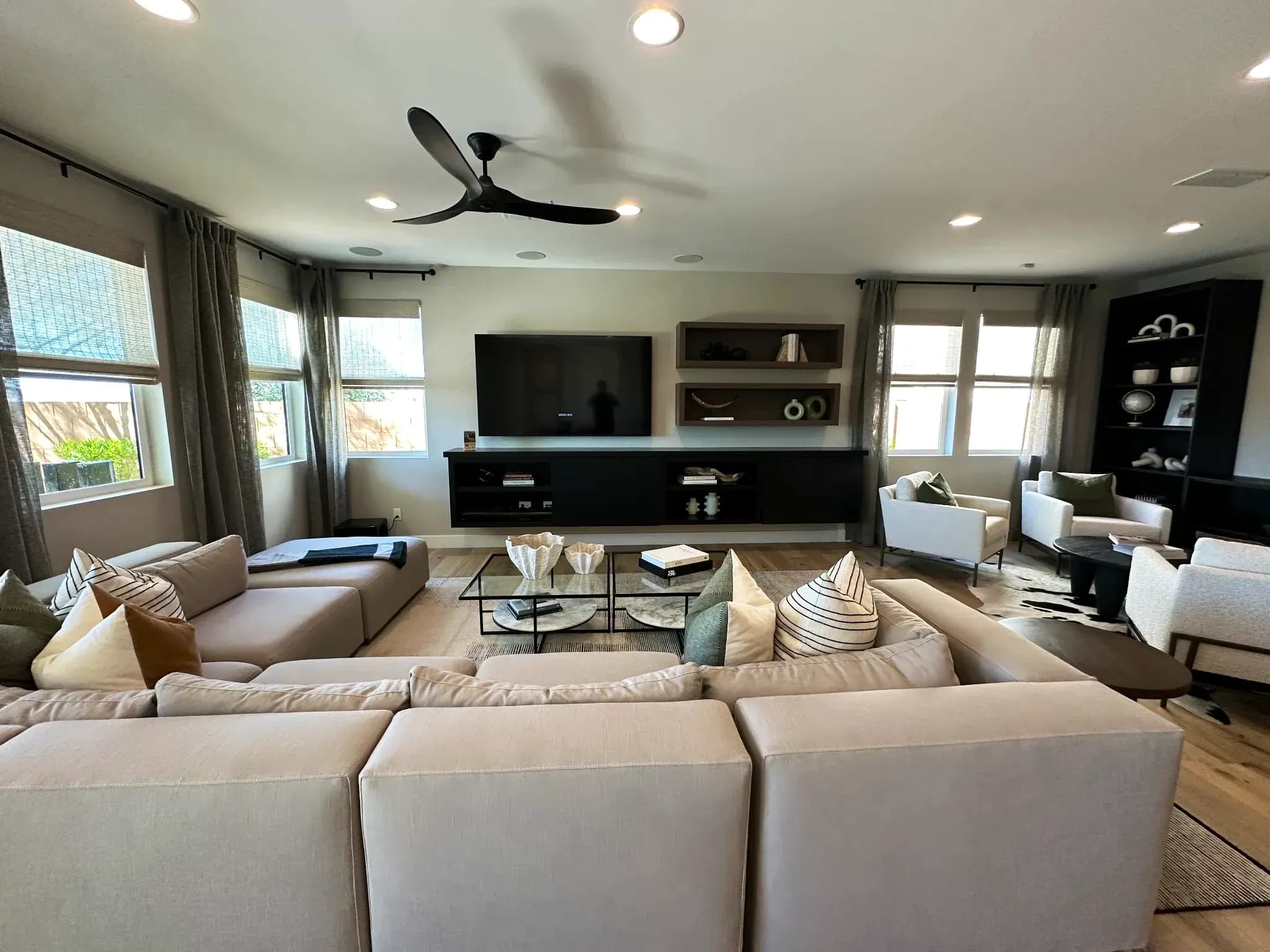 Plan 4014 by Shea Homes at Ascent at Aloravita — photo 4 of 14