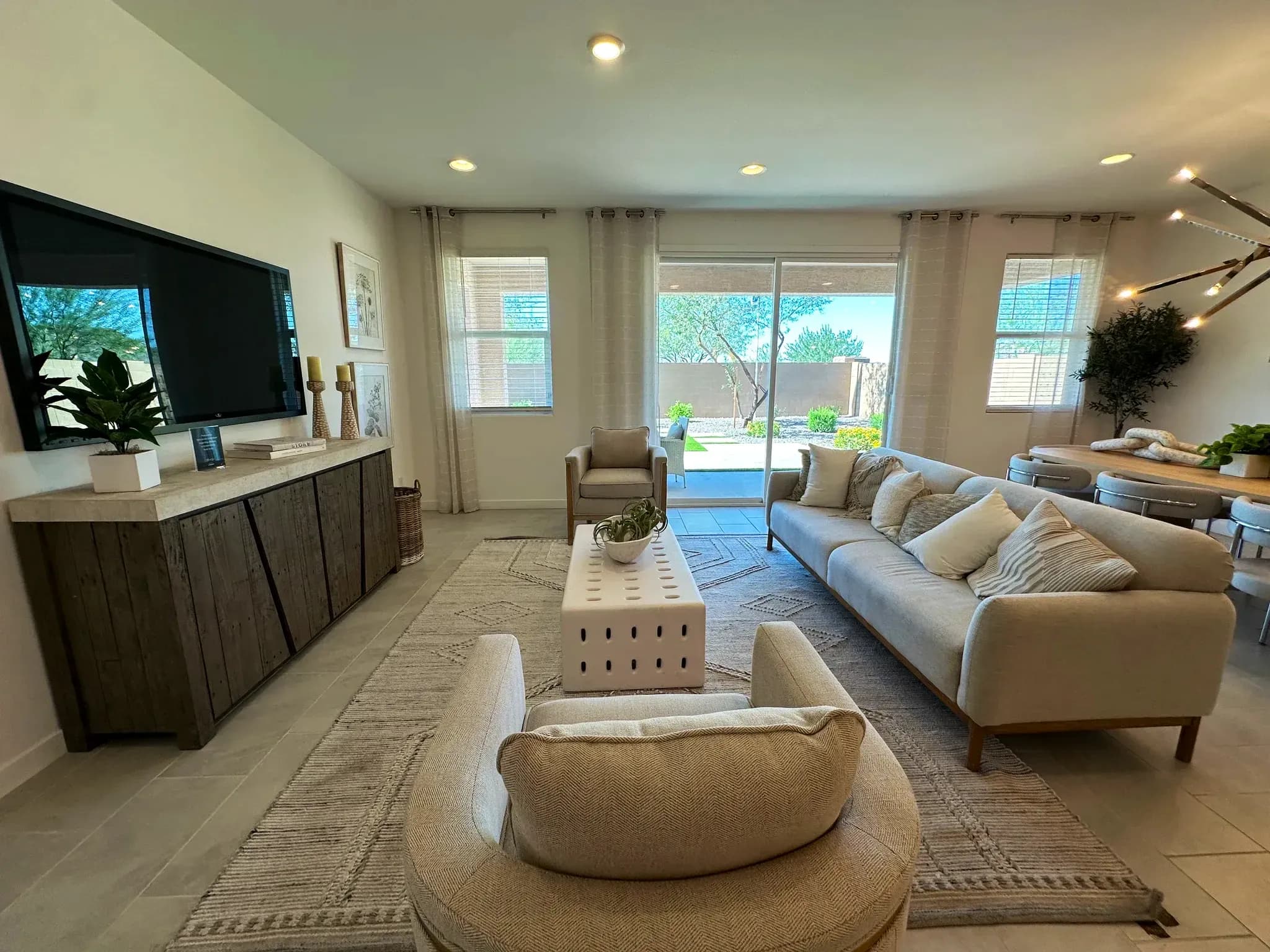 Sage Plan 4022 by Lennar at Aloravita Signature — photo 4 of 15
