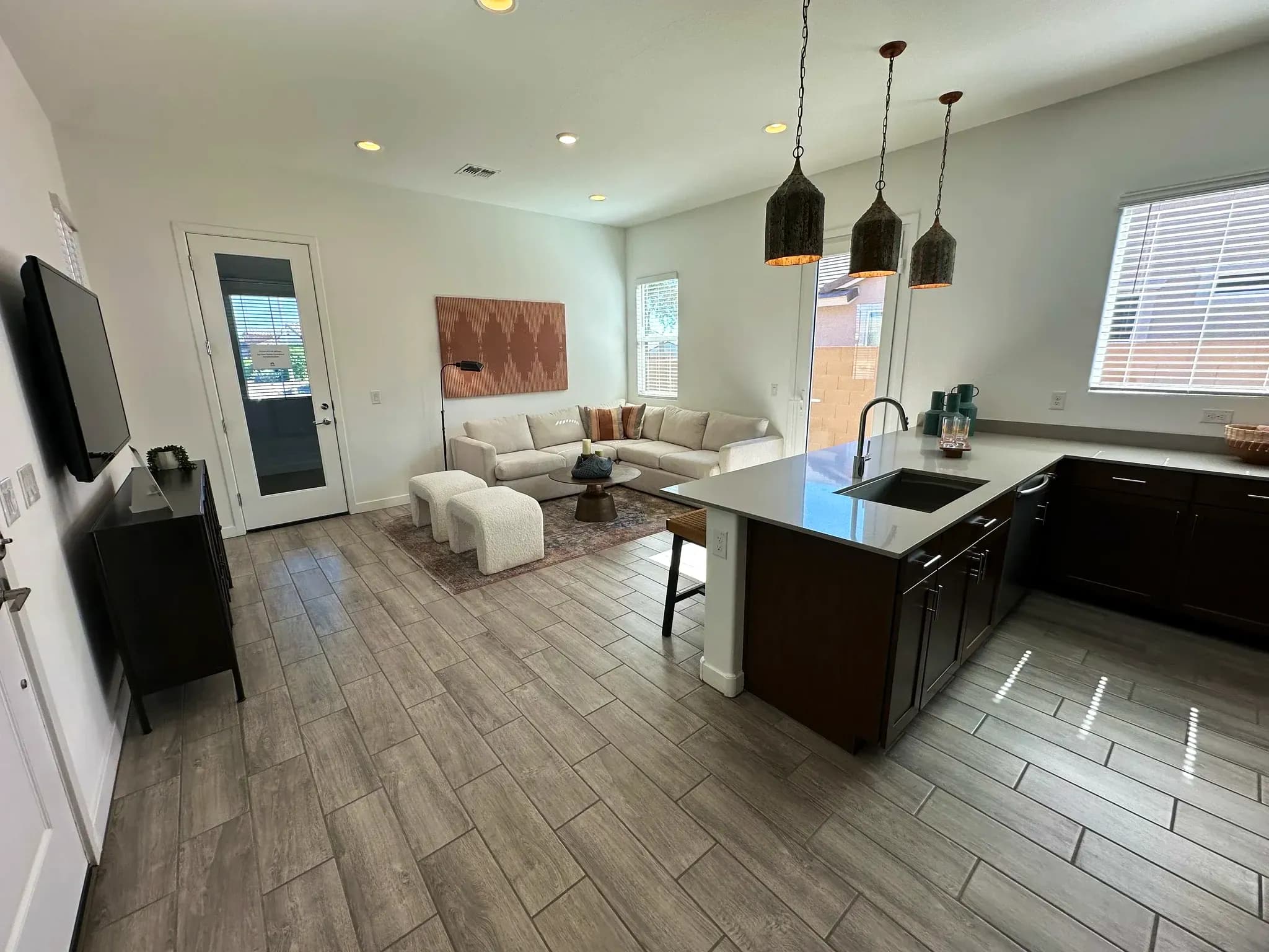 Trillium Plan 4585 by Lennar at Aloravita Signature — photo 13 of 16