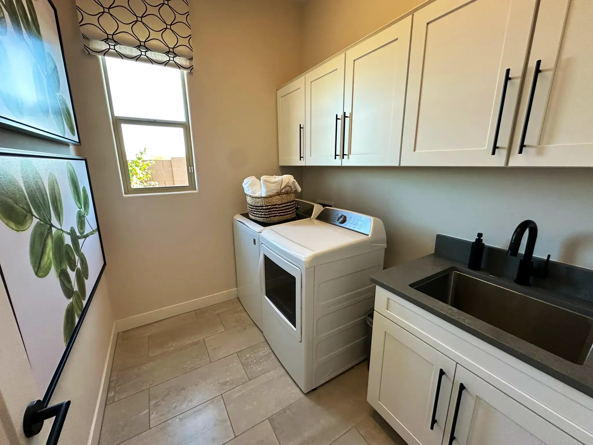 Pomona by Richmond American Homes at Estates at Asante — photo 11 of 18