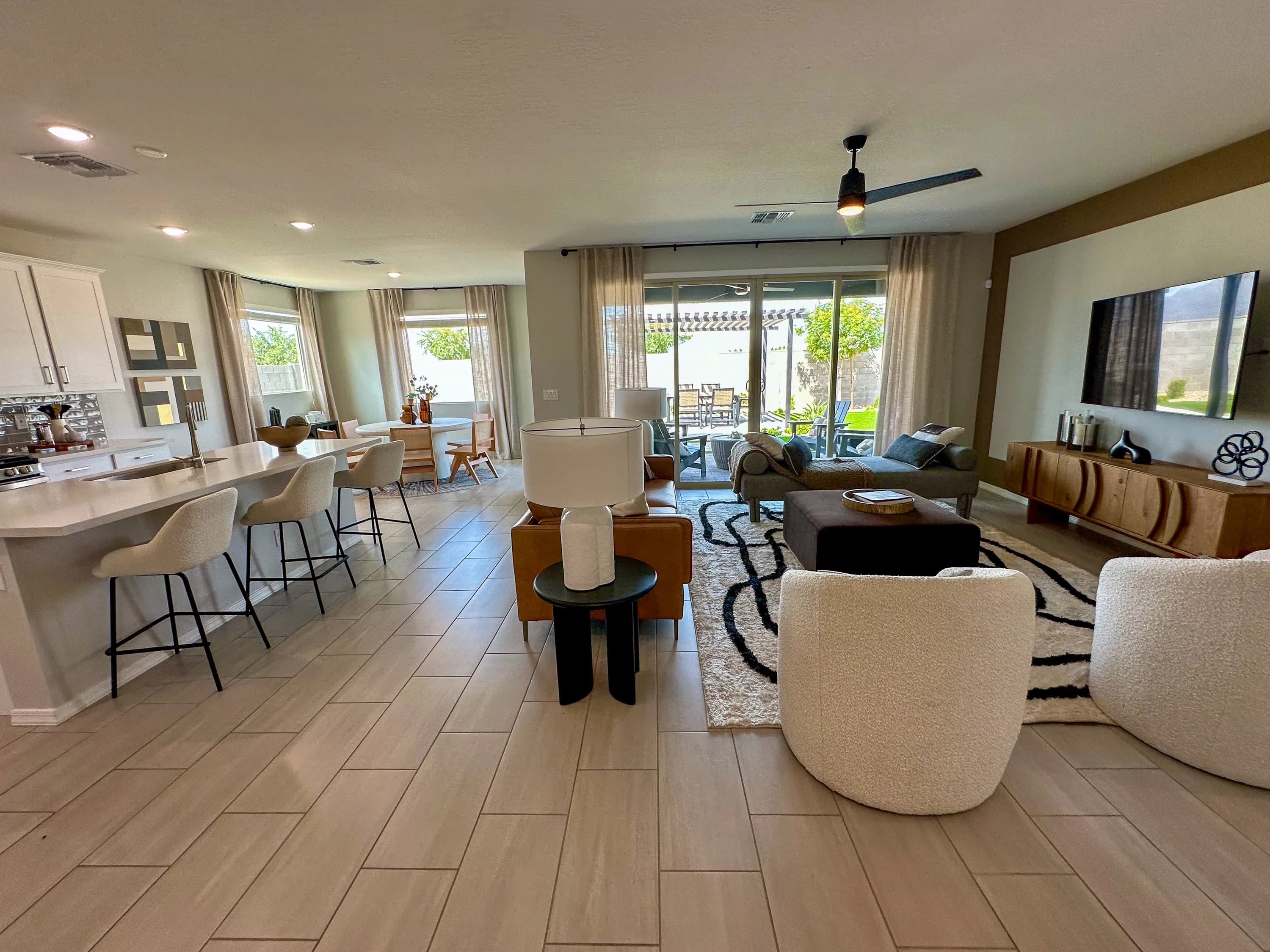 Topaz — main great room