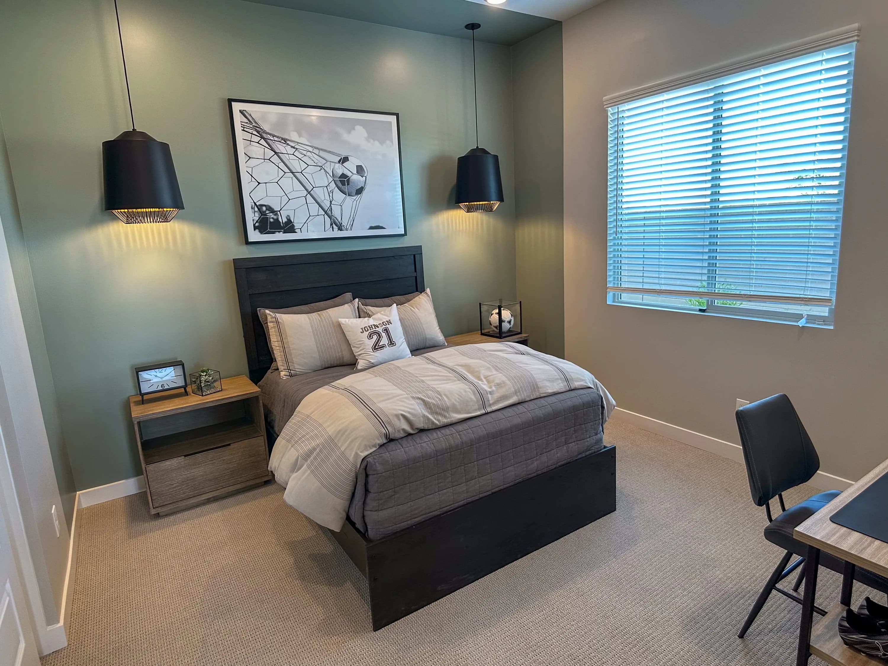 Juniper by Tri Pointe Homes at Luna at Soleo — photo 16 of 18