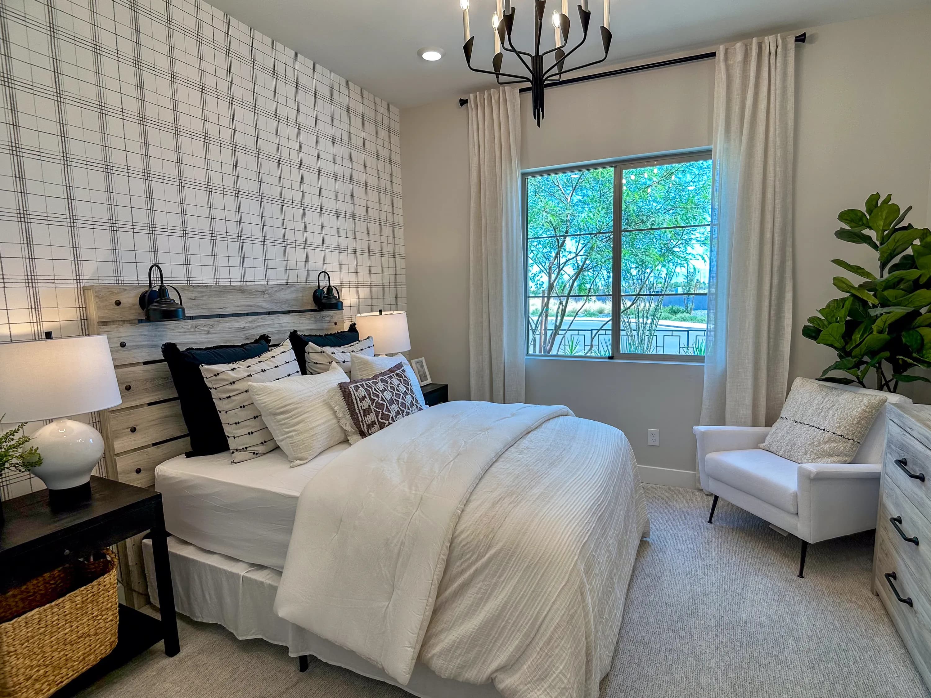 Safflower by Tri Pointe Homes at Luna at Soleo — photo 11 of 19