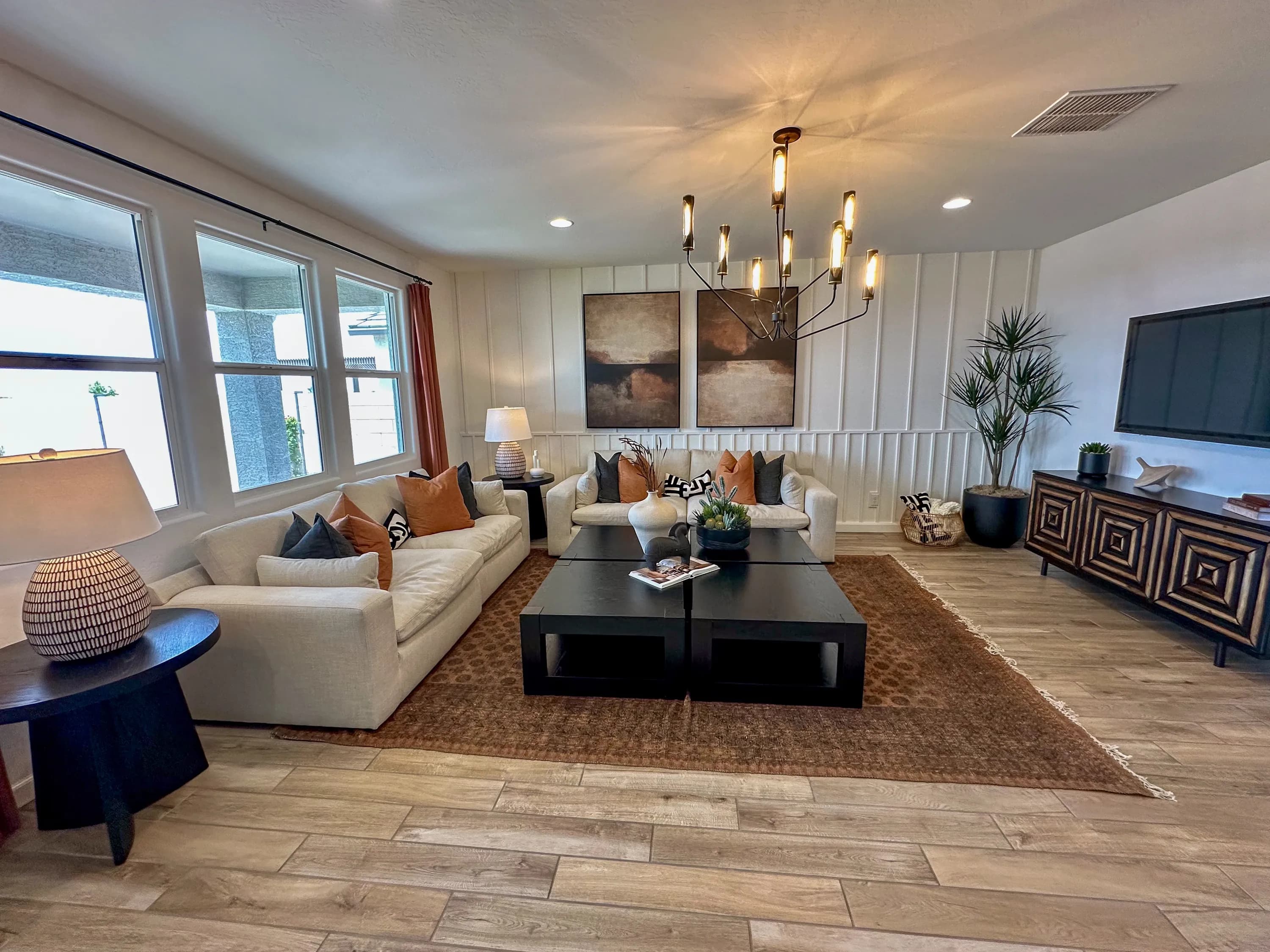 Courtland by D.R. Horton at Radiance at Superstition Vistas — photo 12 of 17