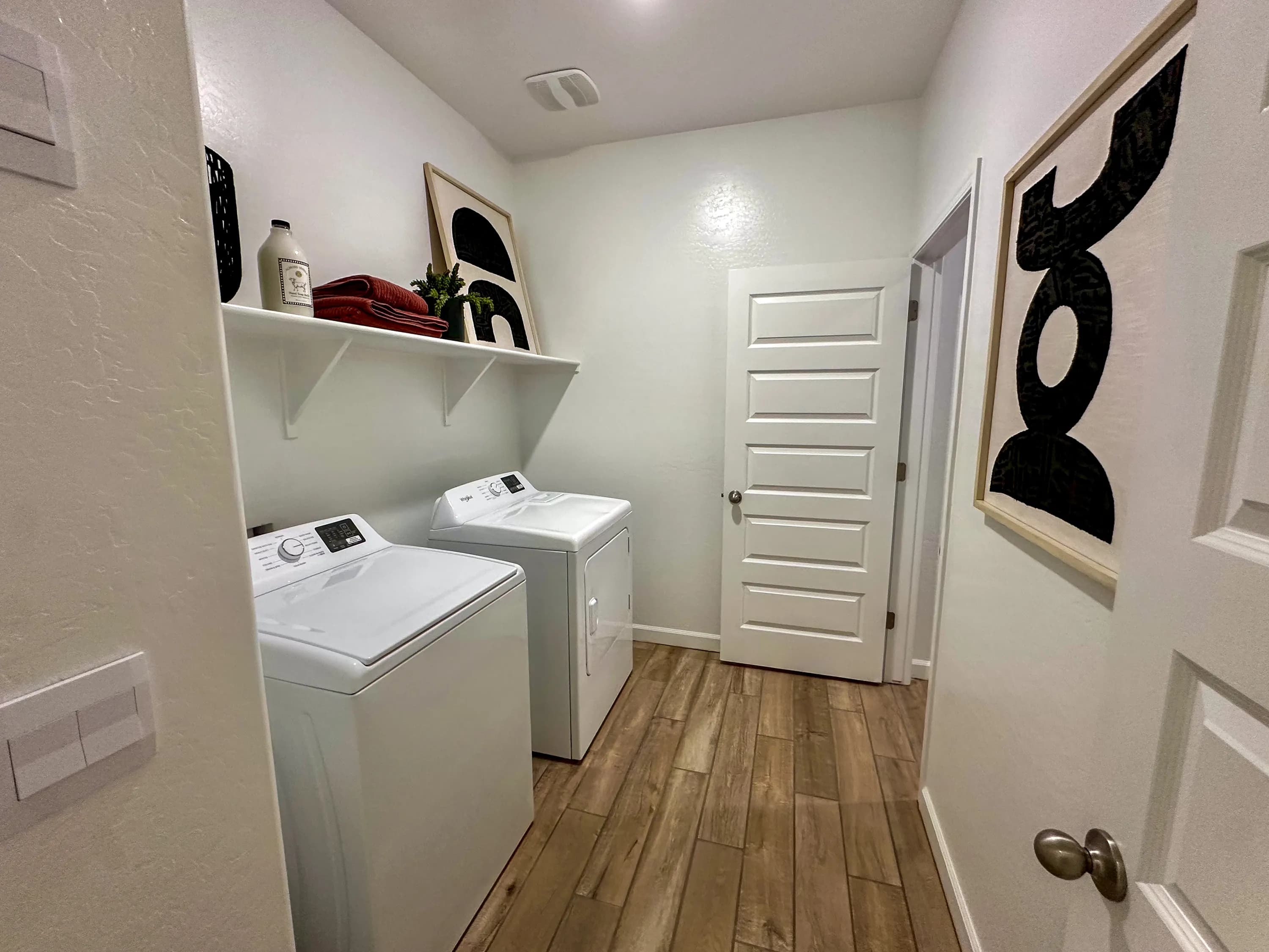 Courtland by D.R. Horton at Radiance at Superstition Vistas — photo 13 of 17