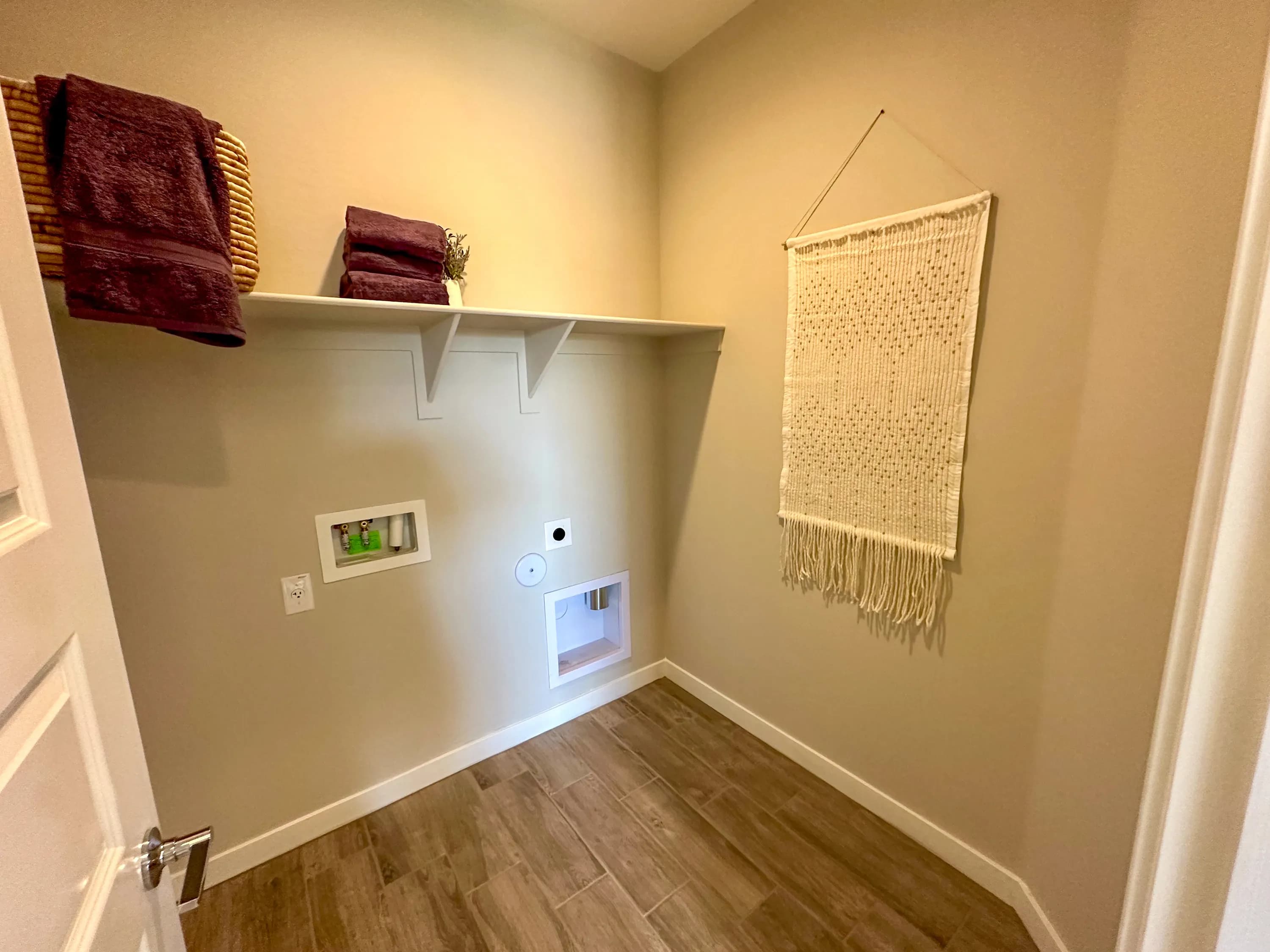 Sage — interior
