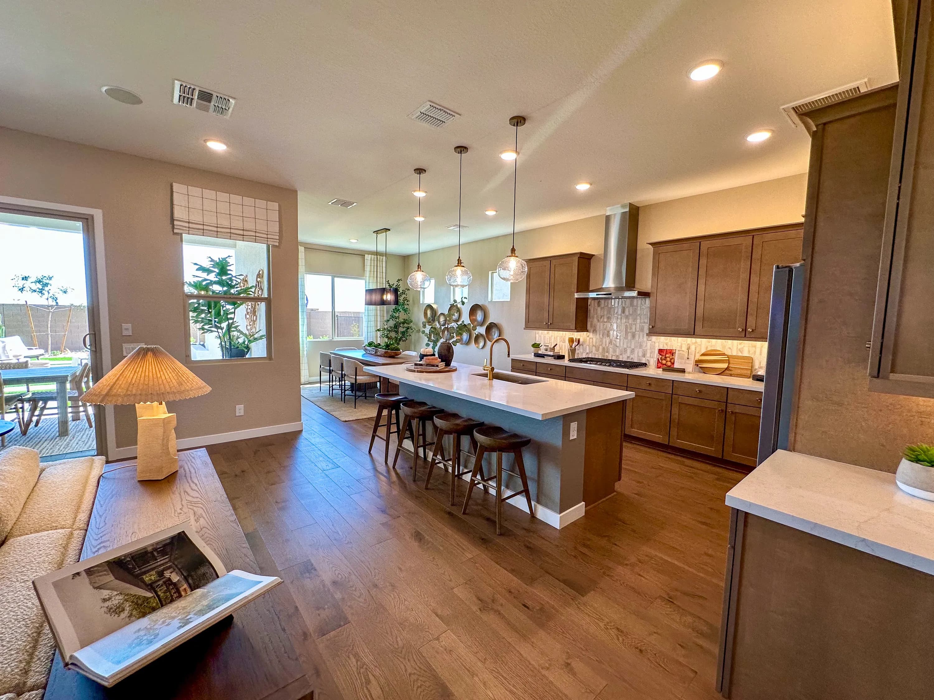 Auburn — interior