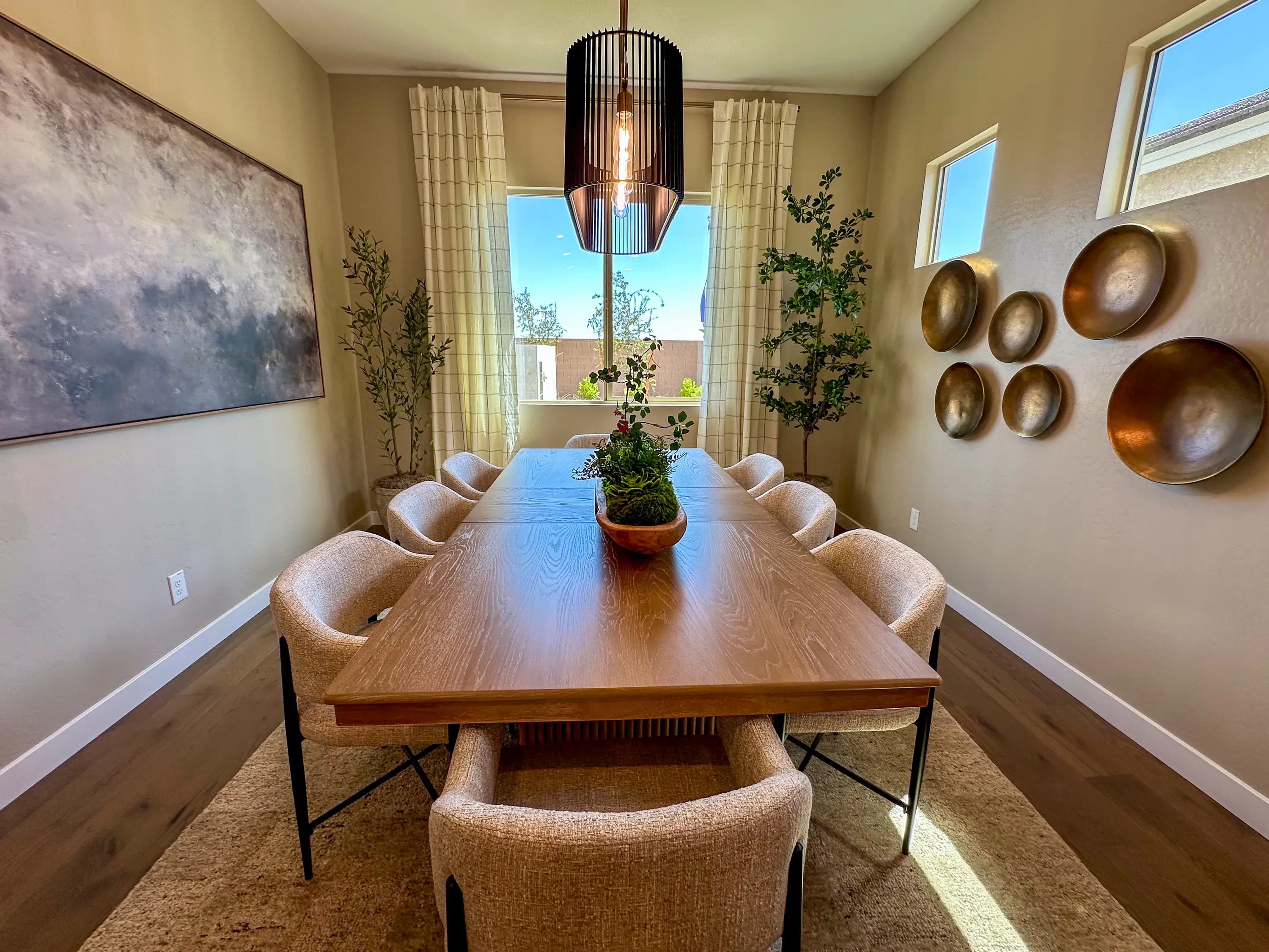 Auburn — interior