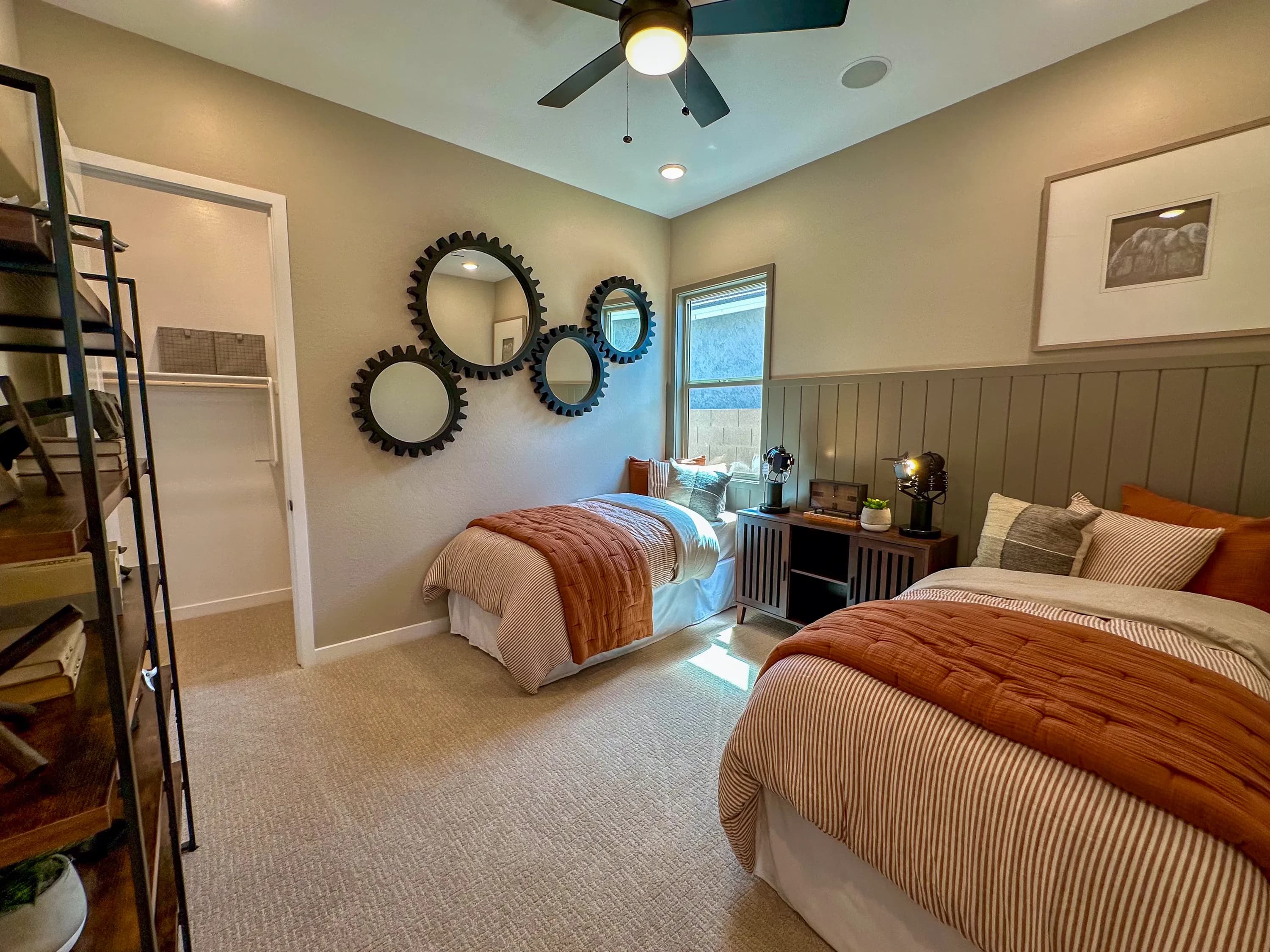 Auburn — interior