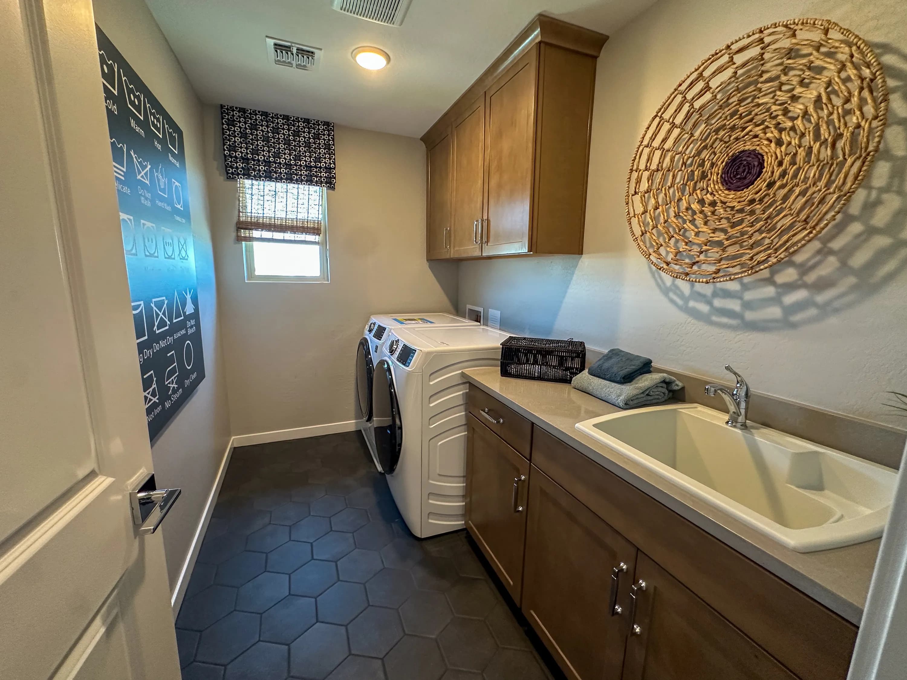 Verna by Risewell Homes at Valencia Citrus Park — photo 19 of 20