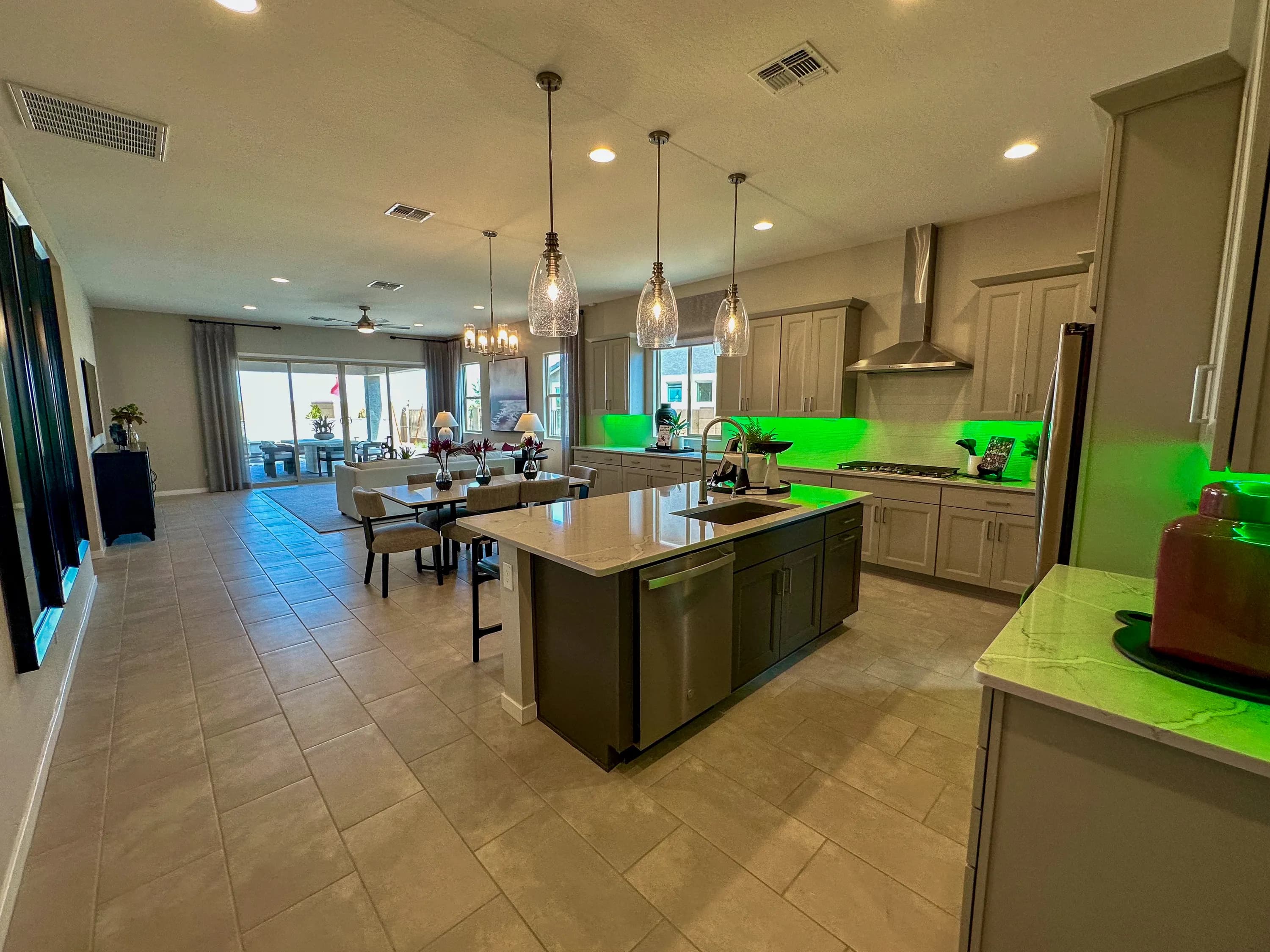 Raleigh — interior
