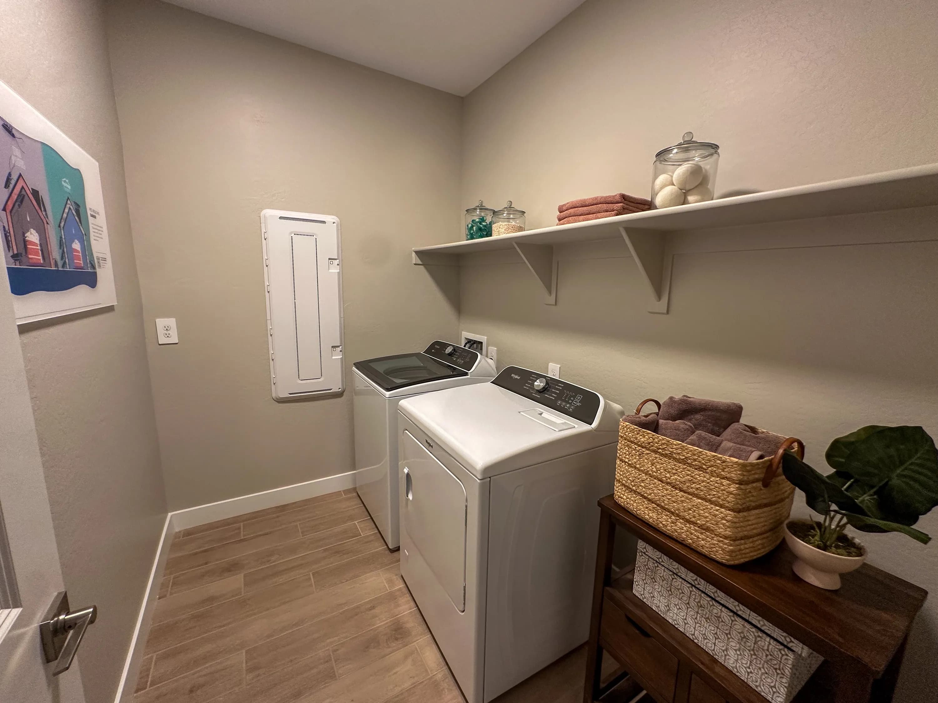 Lark — interior