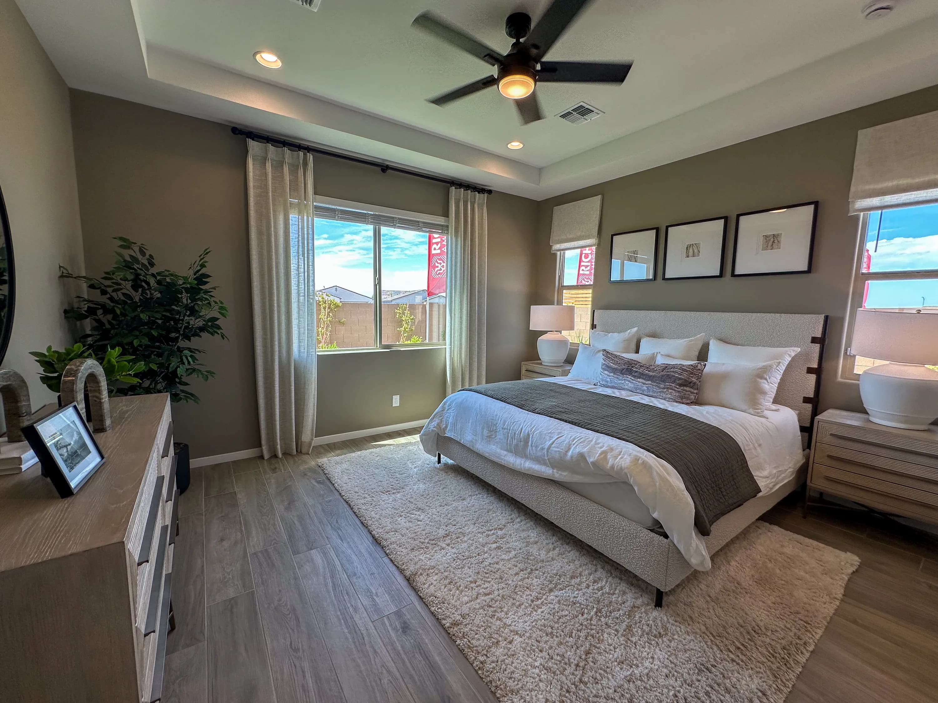 Augusta — interior