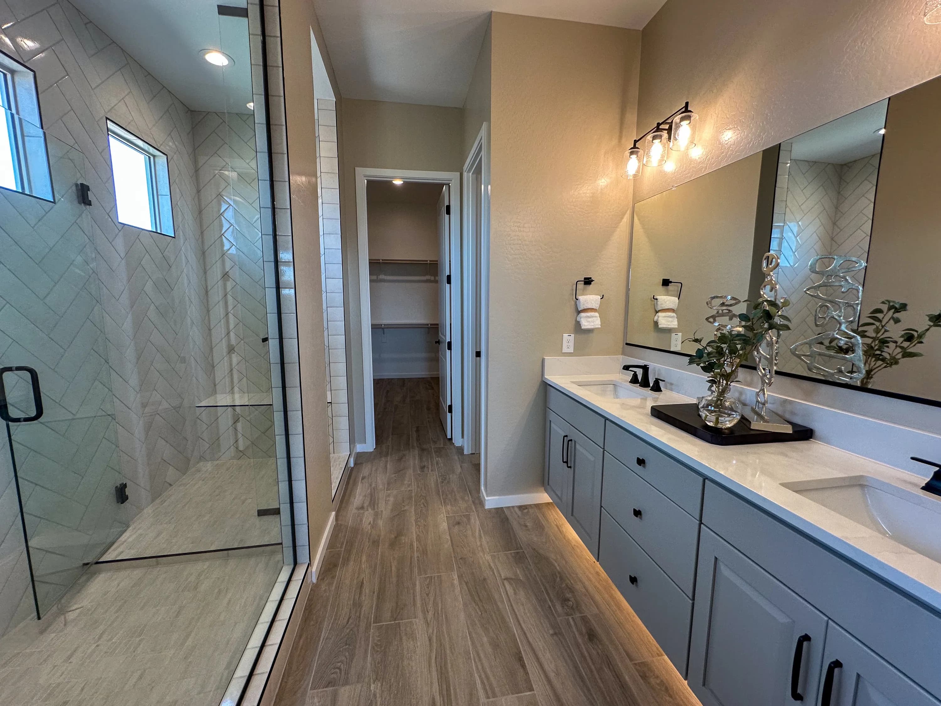 Augusta — interior