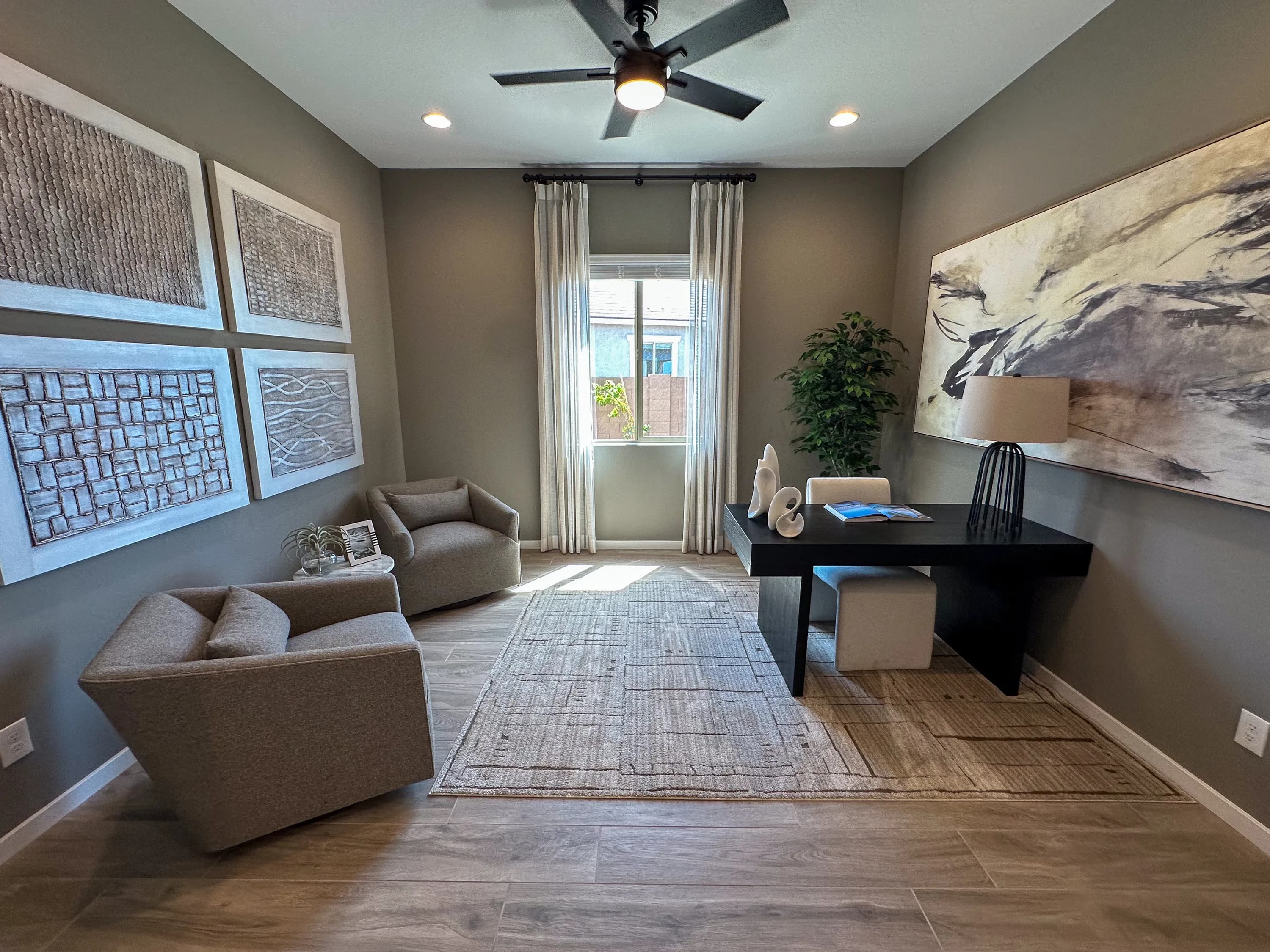 Augusta — interior