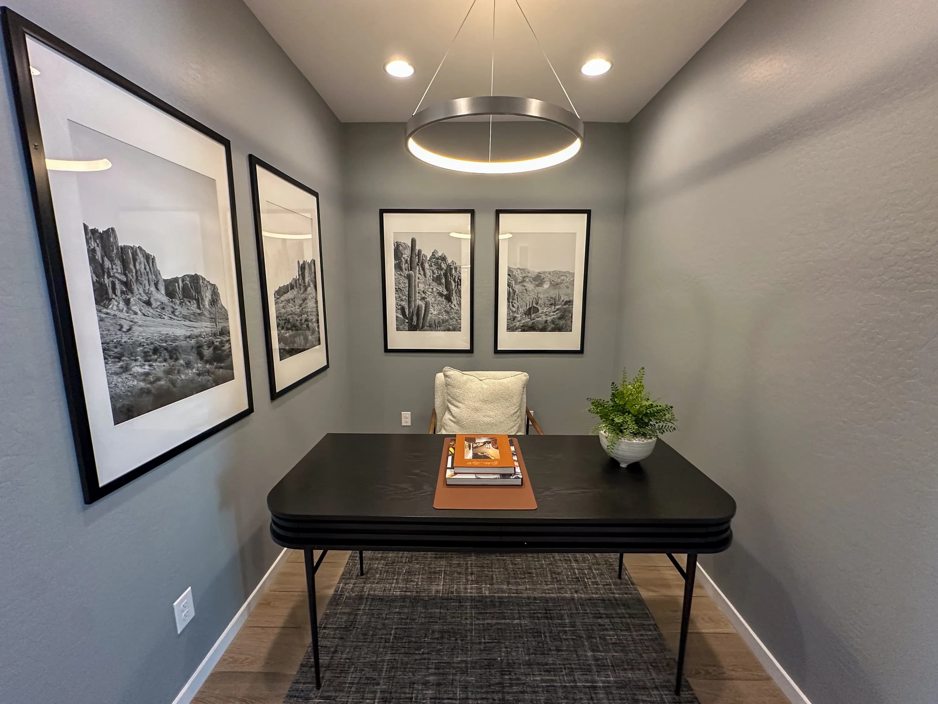 Solstice — interior