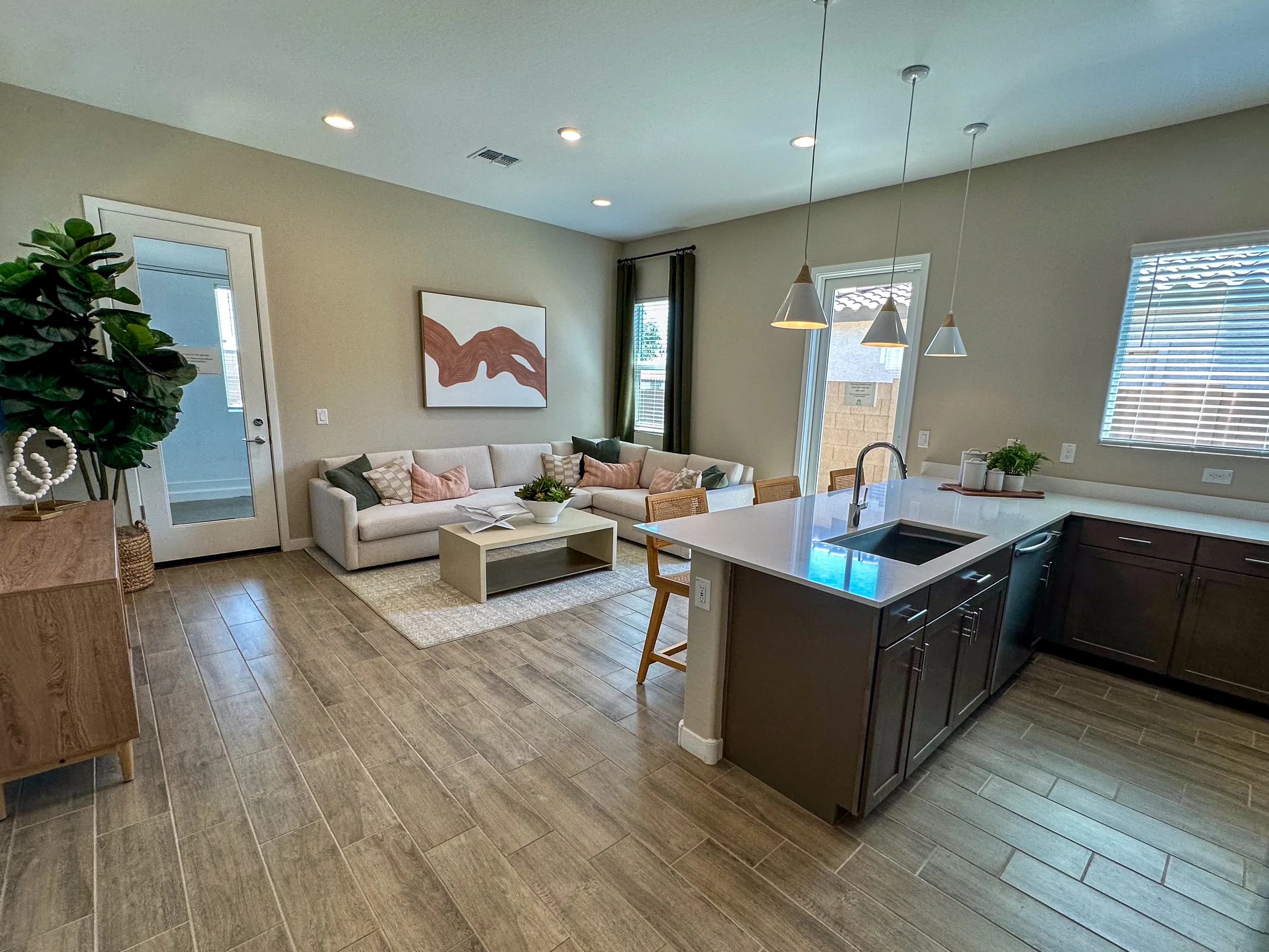 Trillium — interior