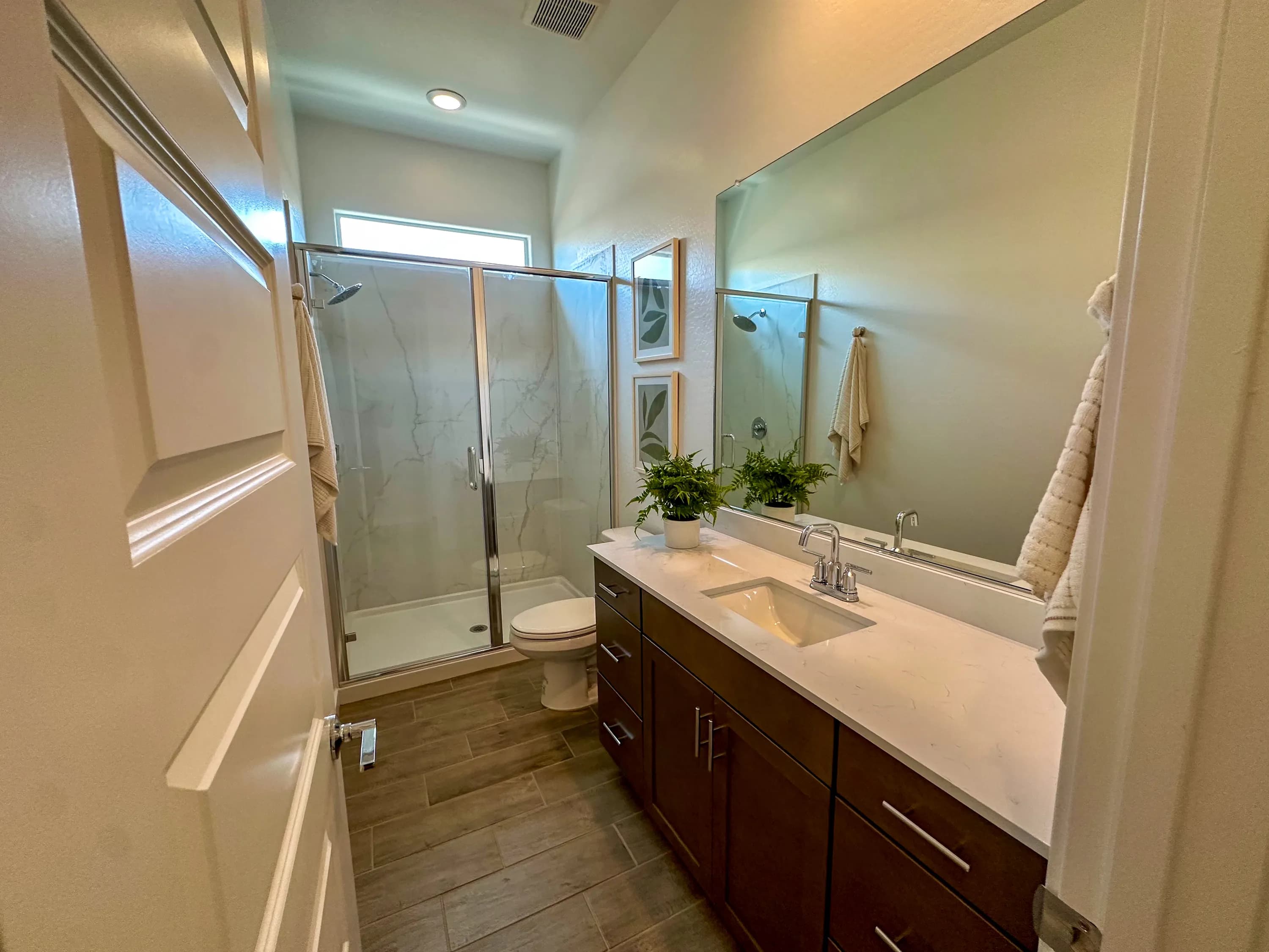 Trillium — interior