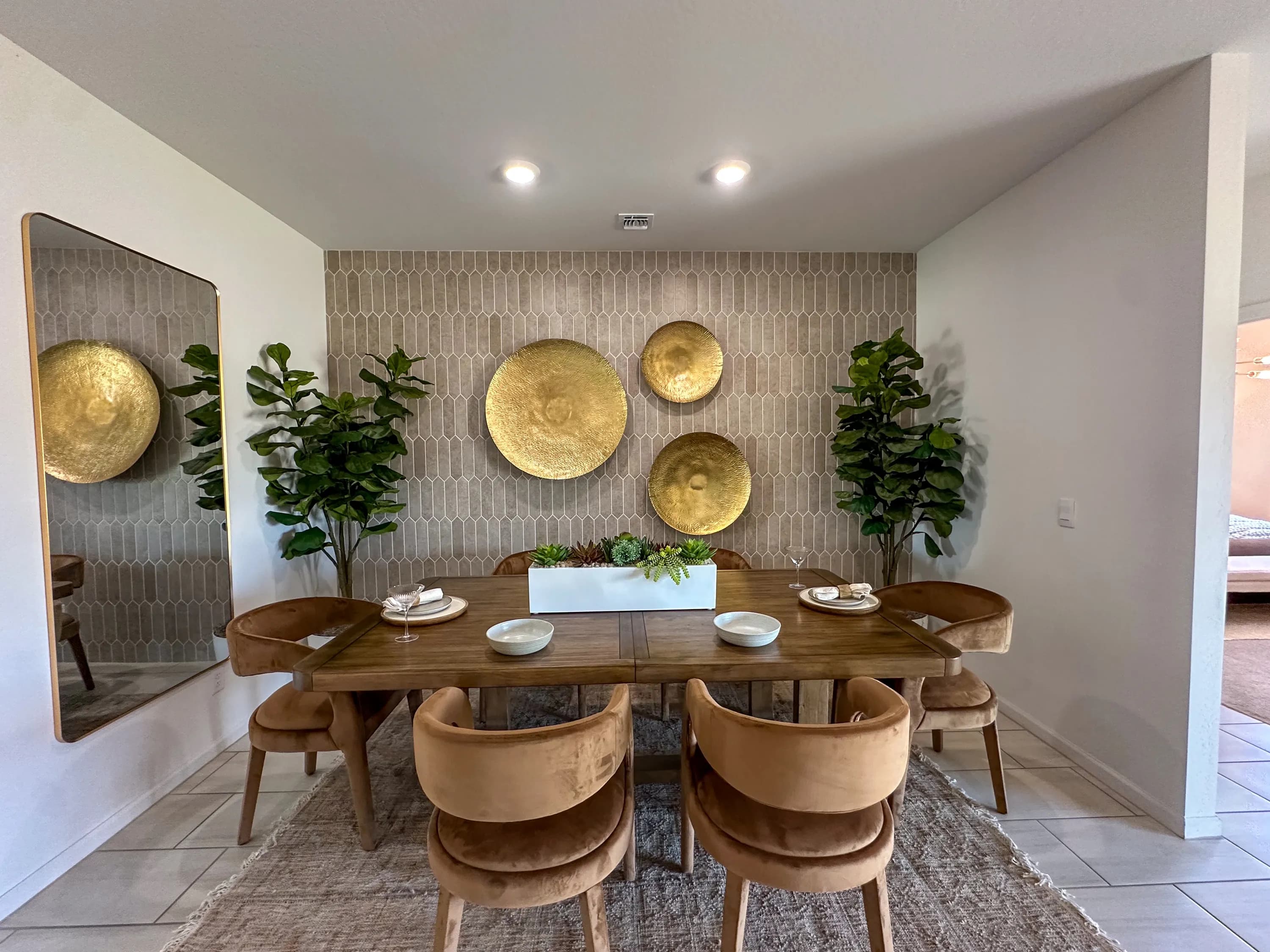 Harris — interior
