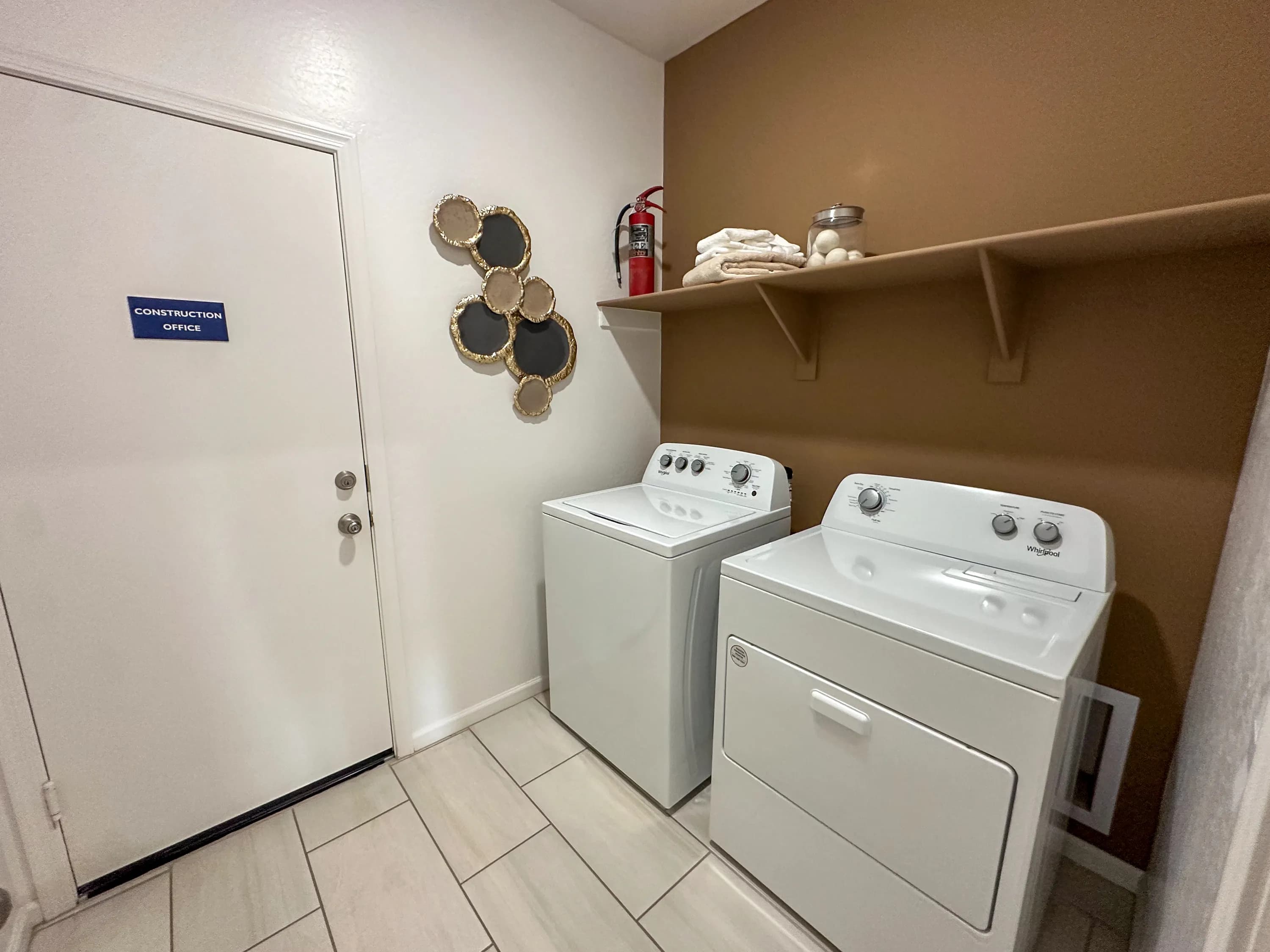 Harris — interior