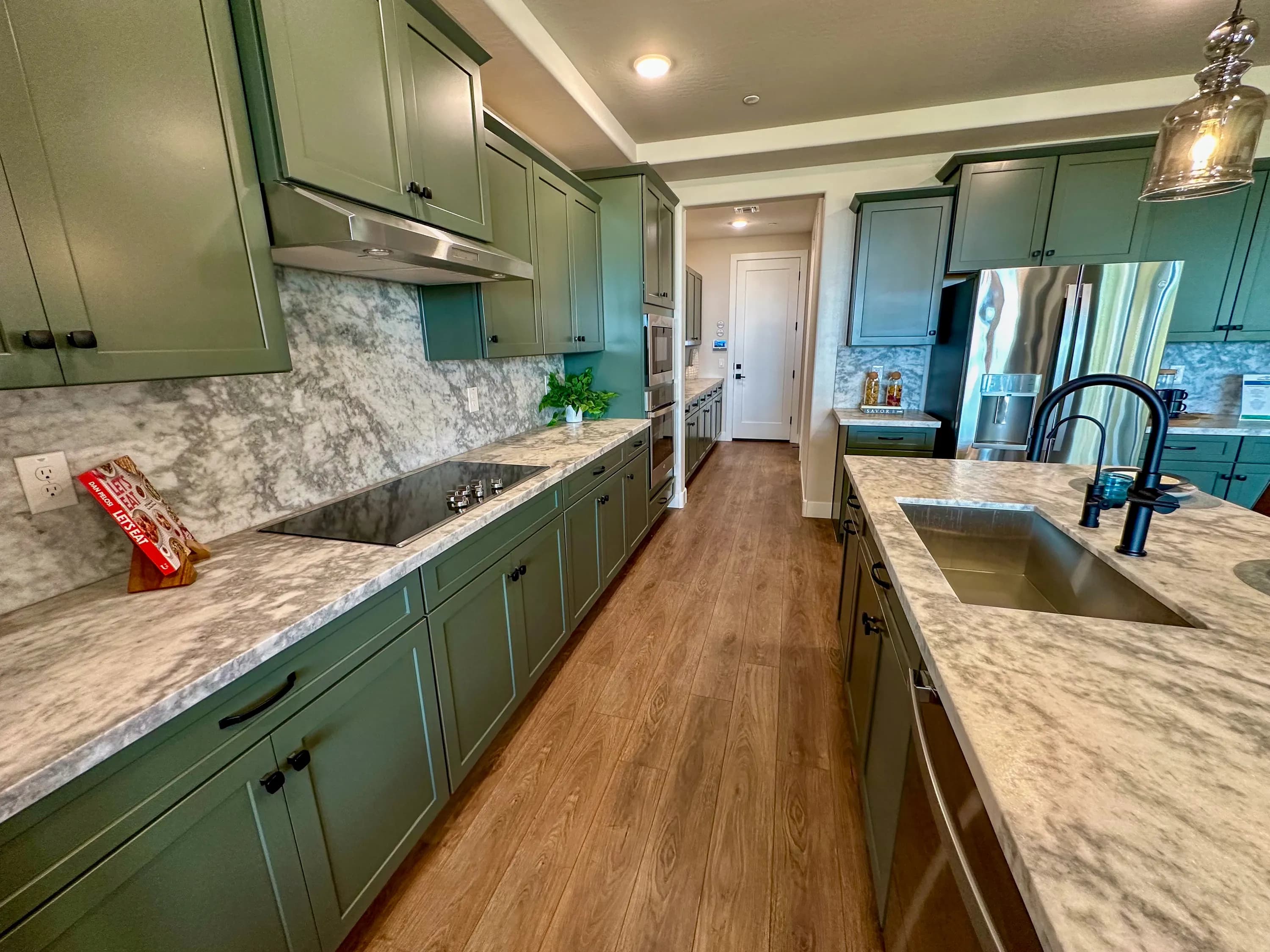 Cottonwood — interior