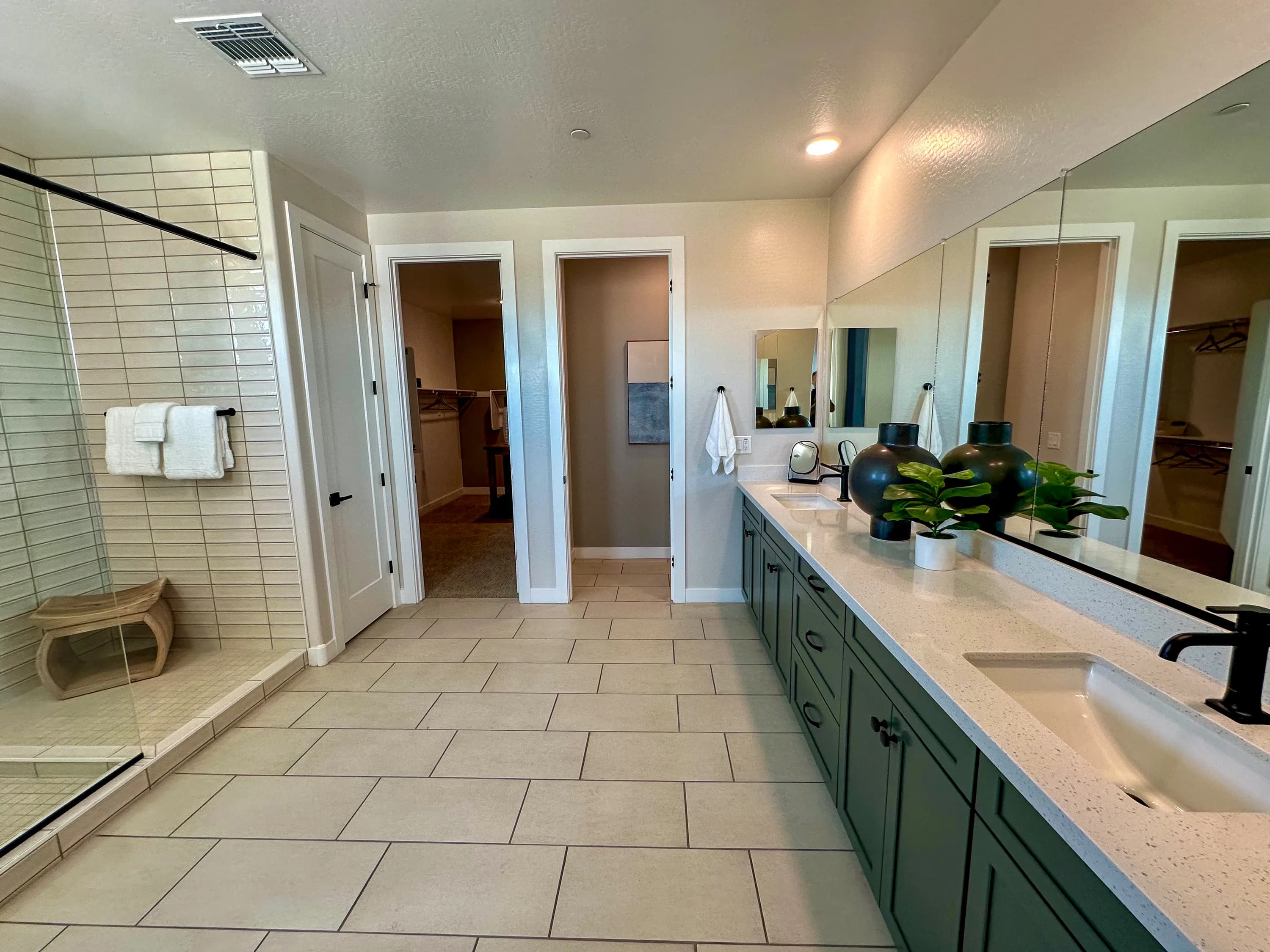 Cottonwood — interior