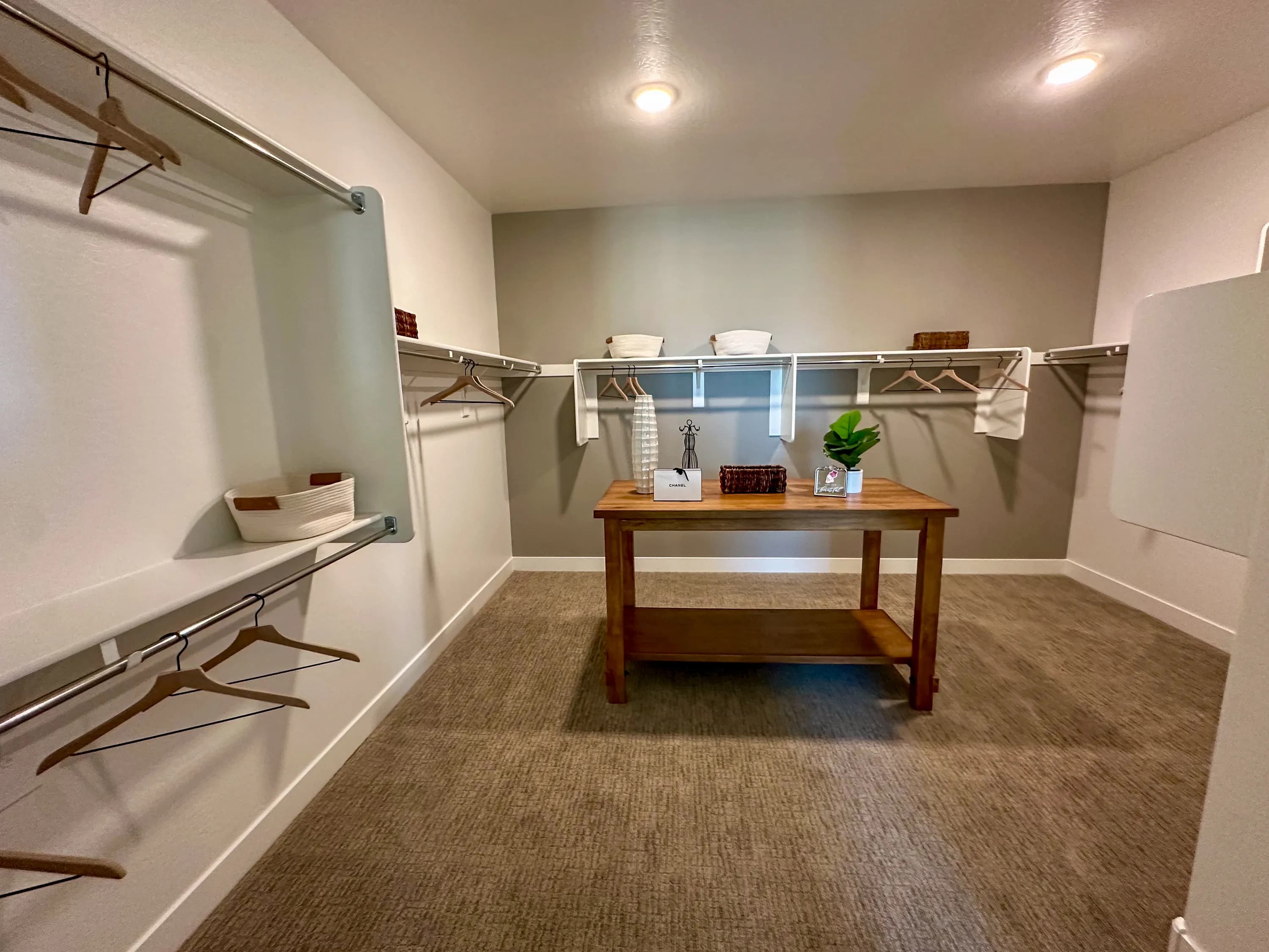 Cottonwood — interior