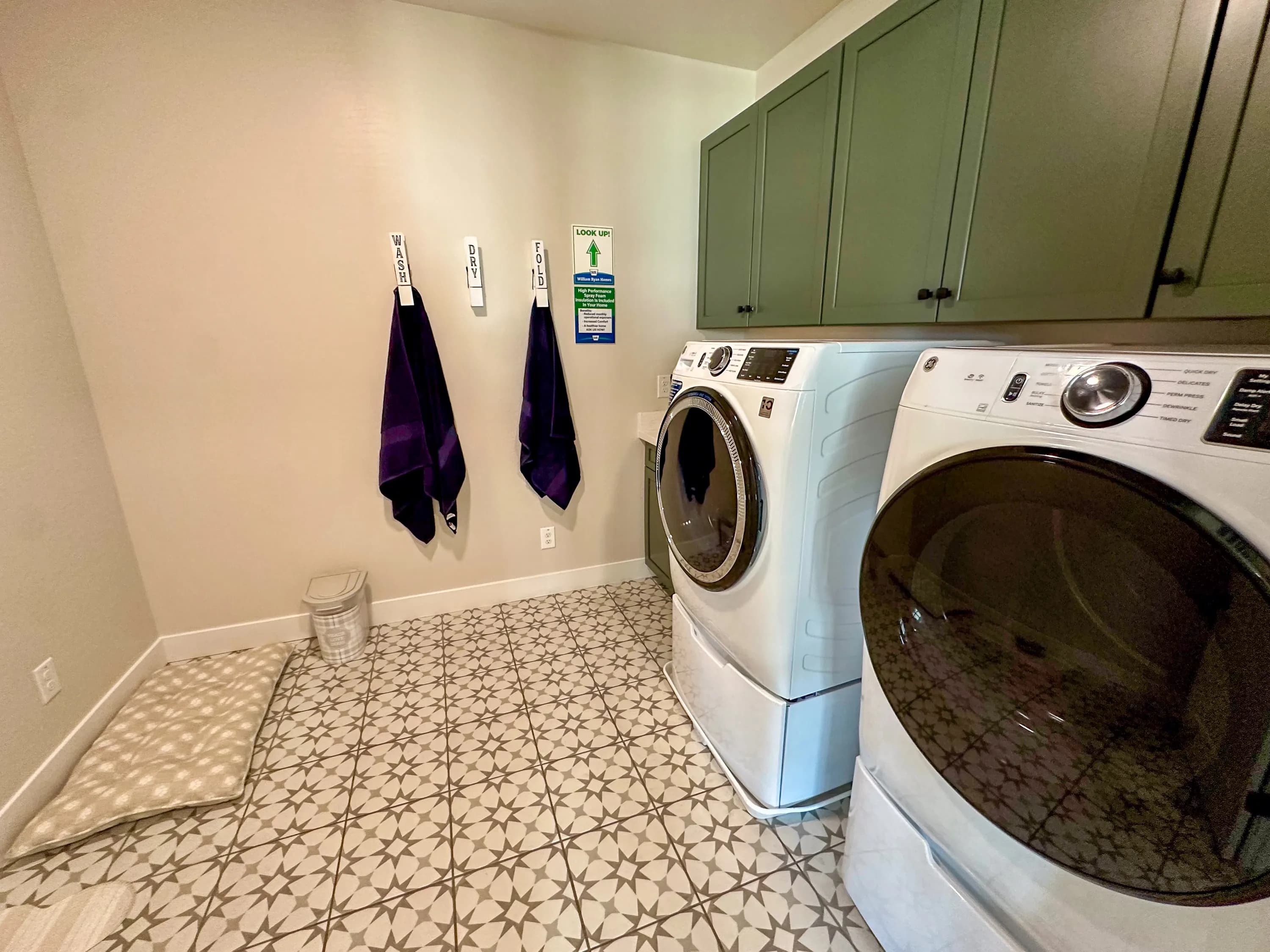 Cottonwood — interior