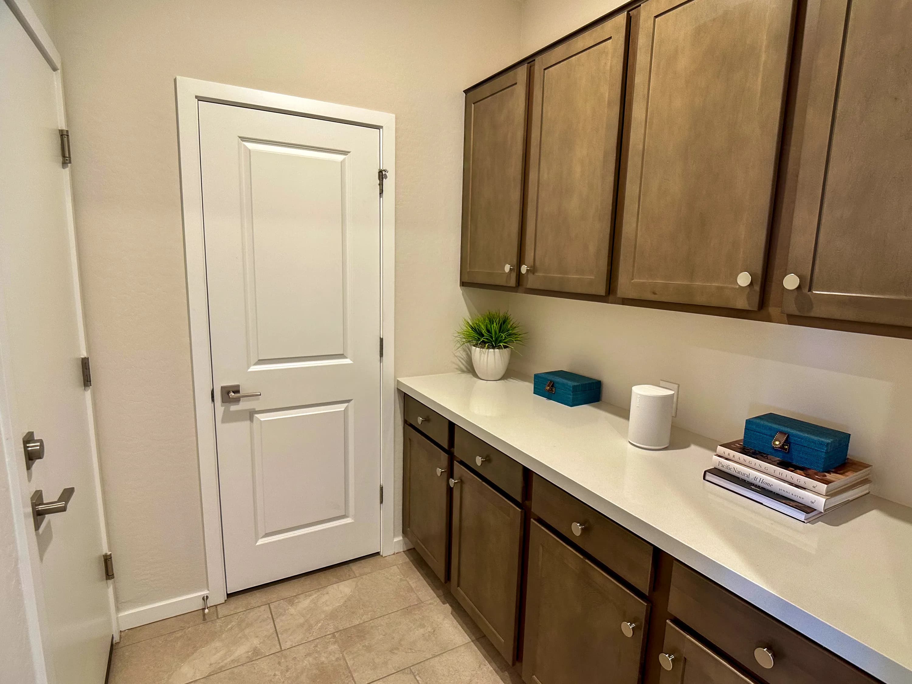 Residence 4003 by Risewell Homes at Risewell at Teravalis — photo 14 of 18