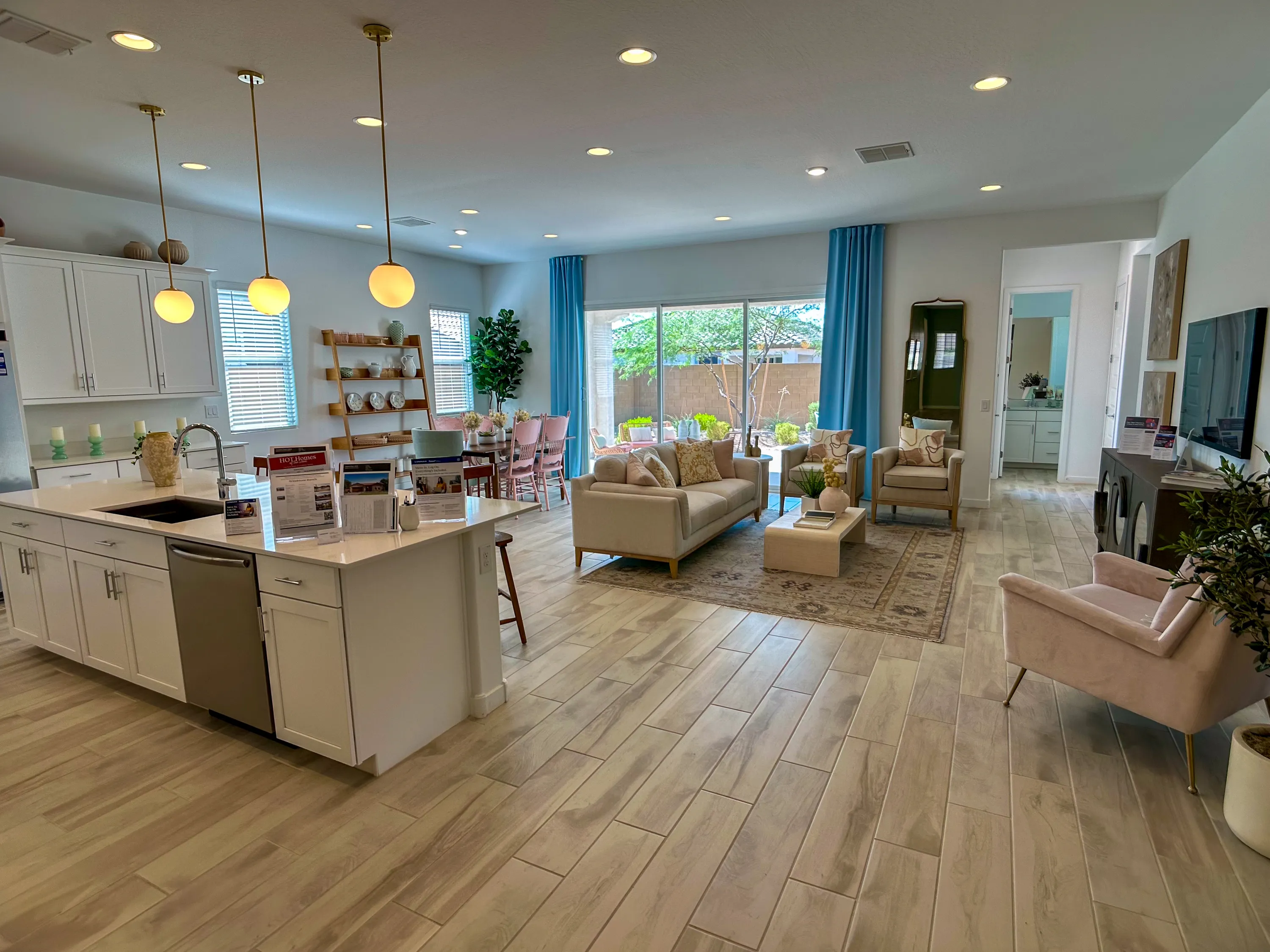 Juniper — interior