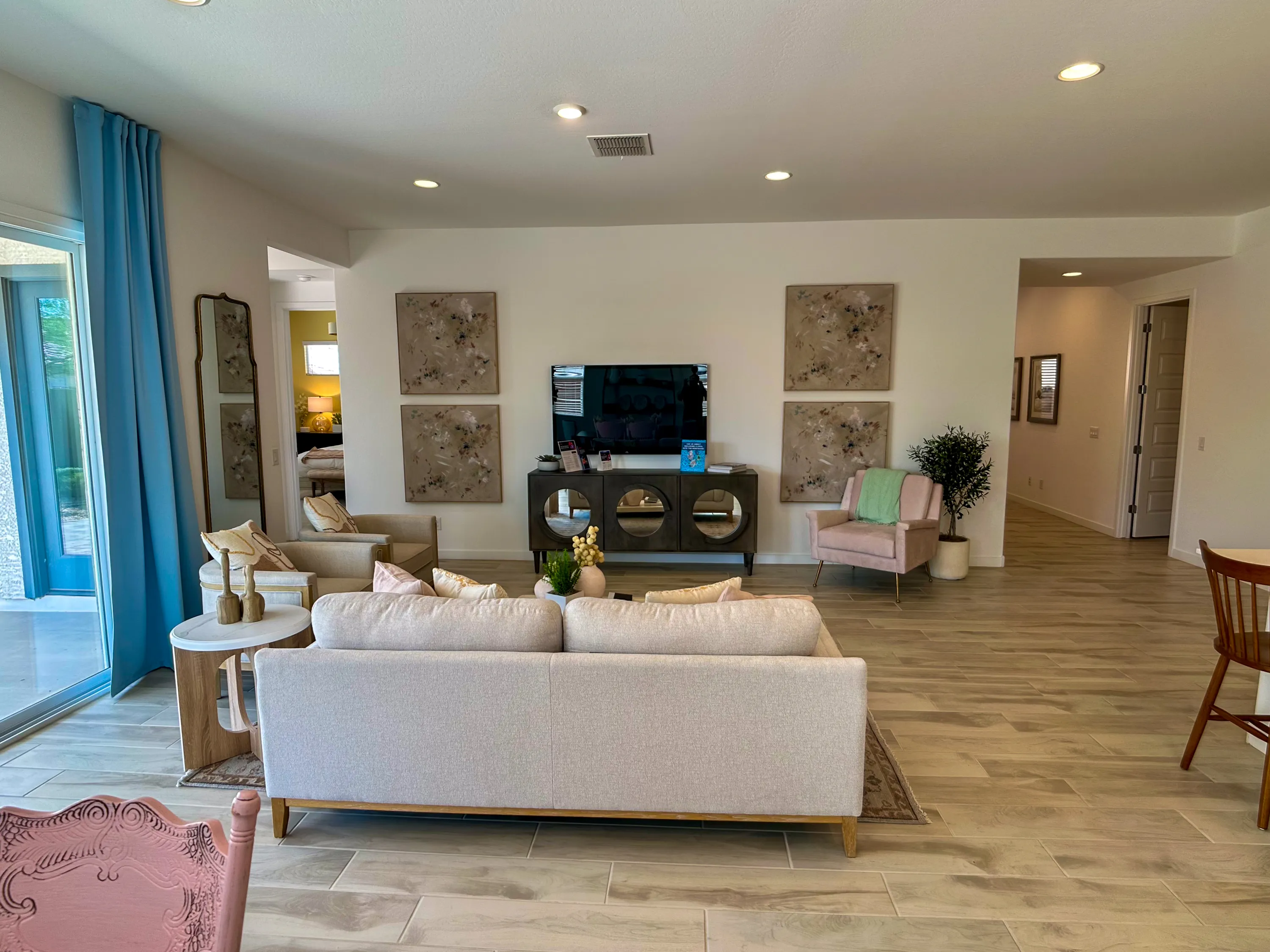Juniper — interior