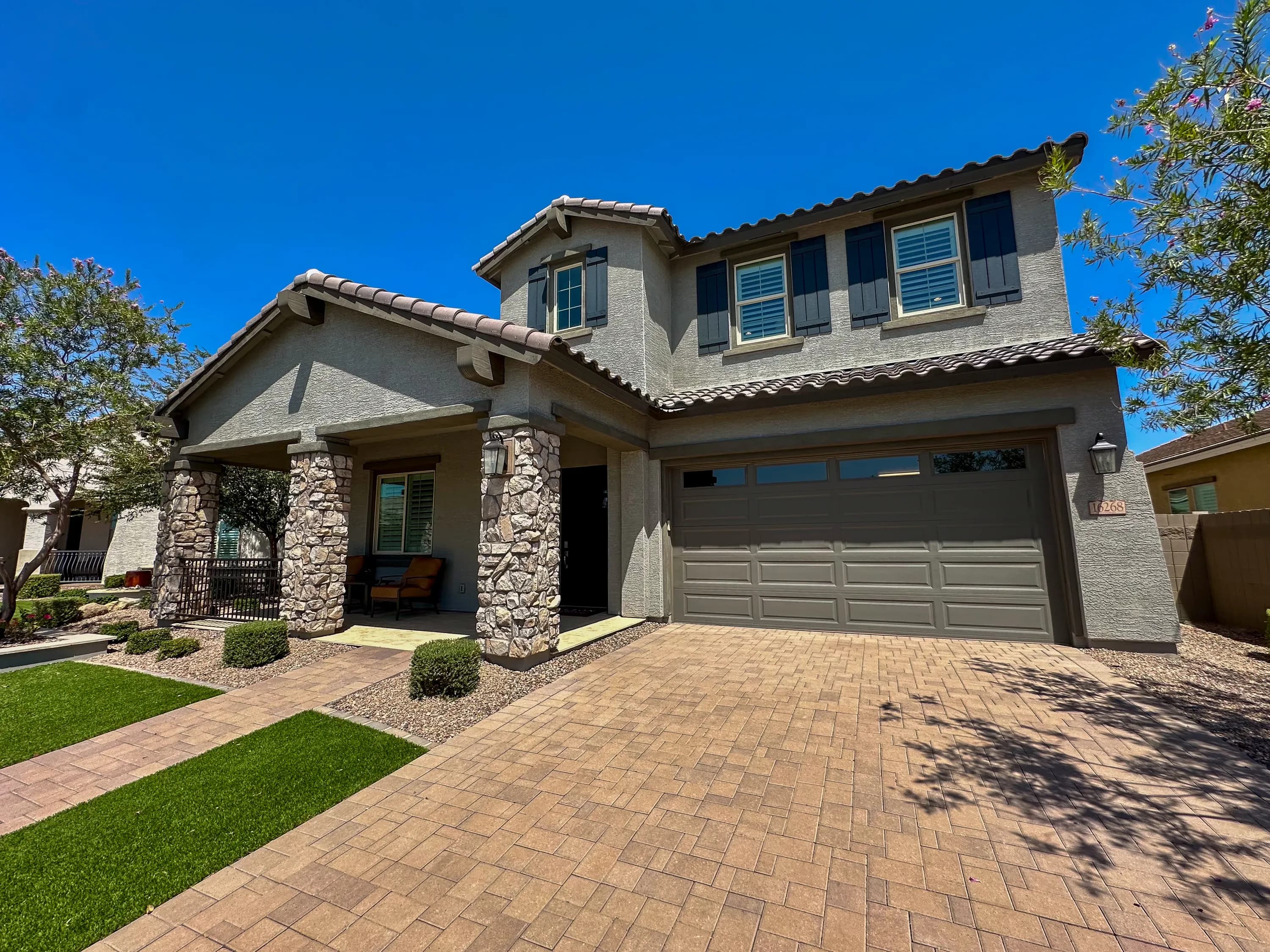 Arena Cove — front exterior