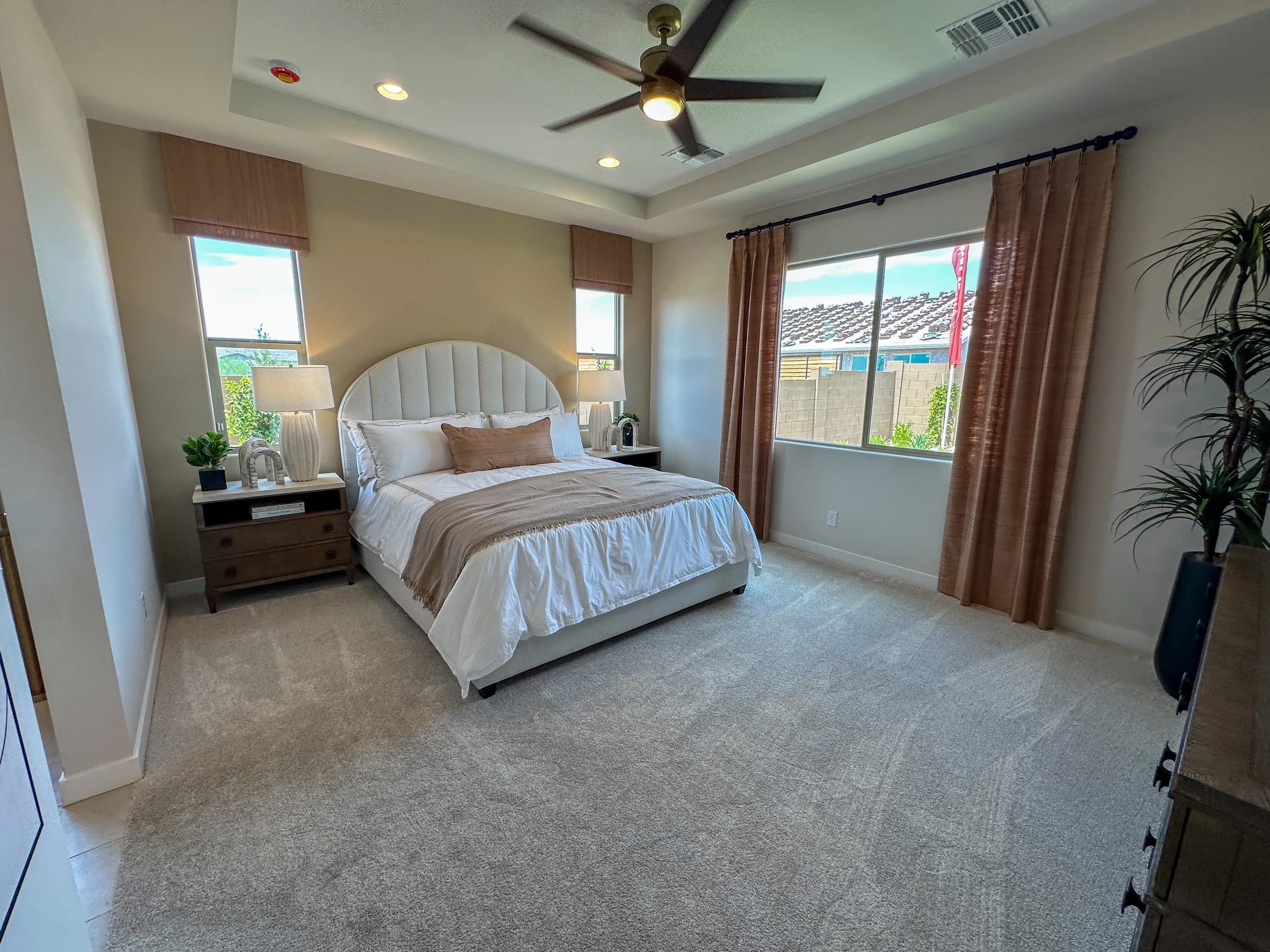 Pomona — interior