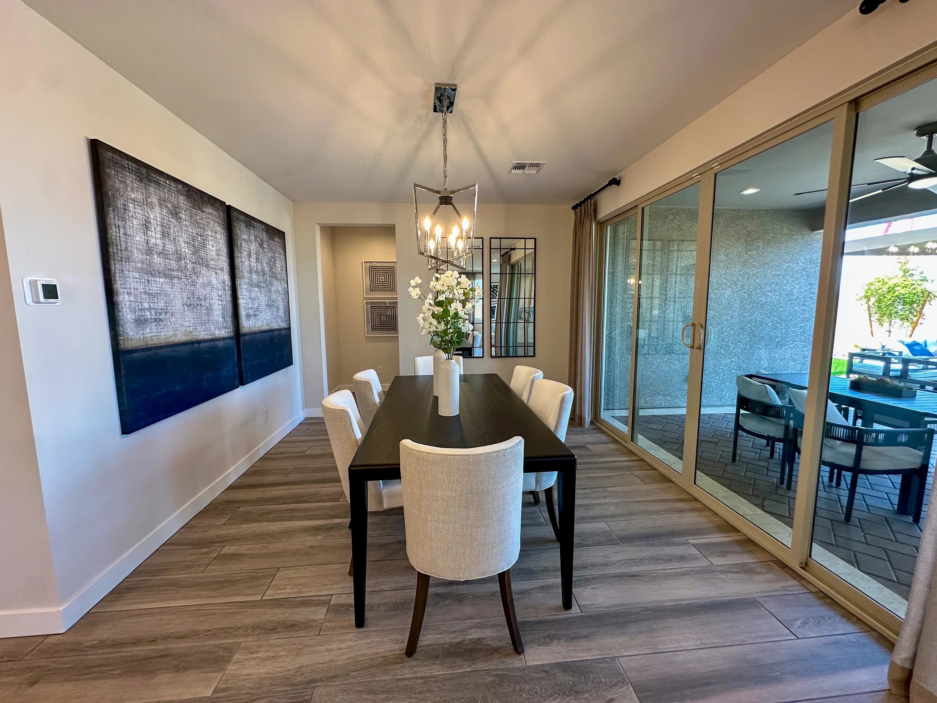 Deacon — interior