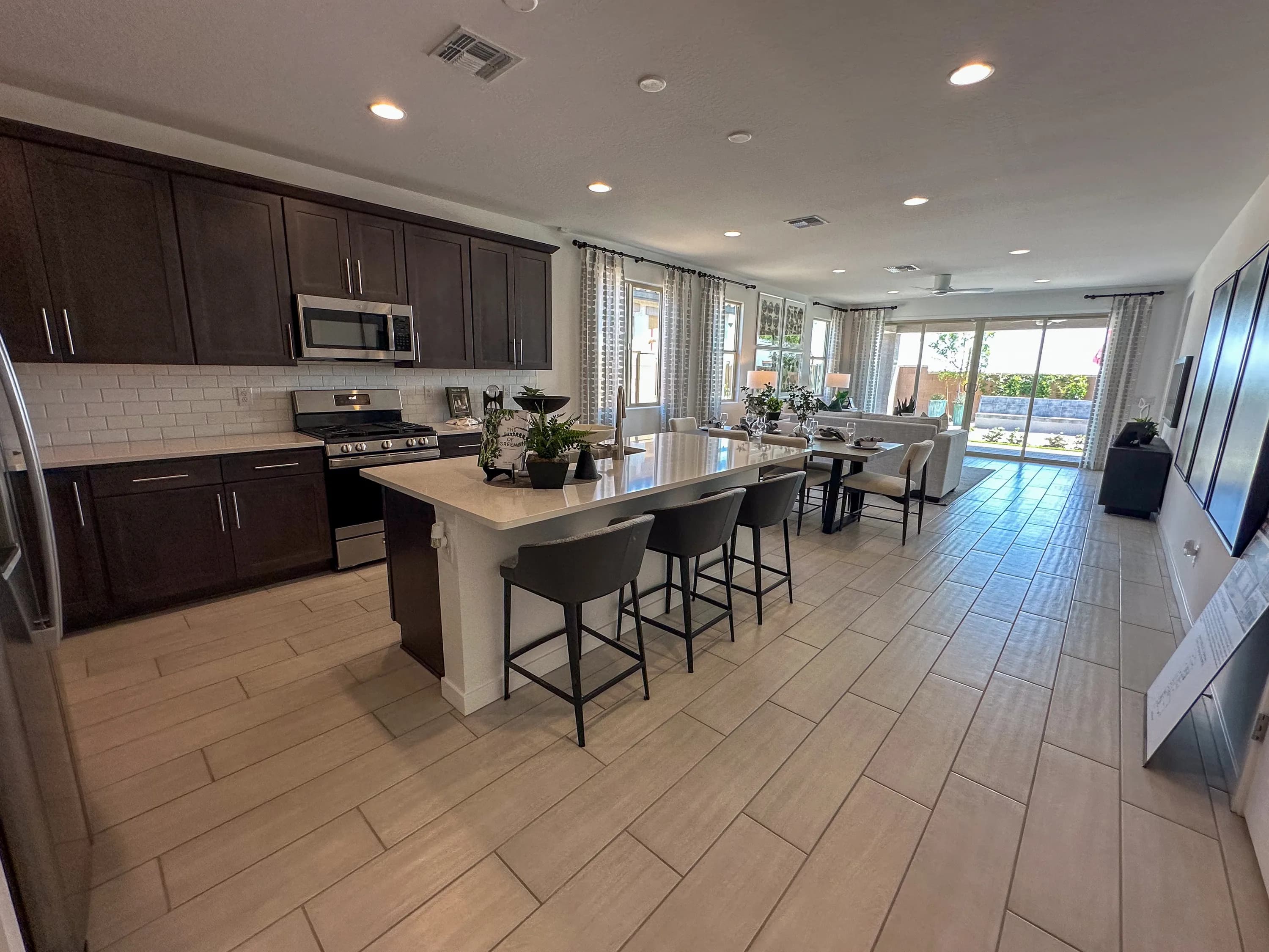 Emerald by Richmond American Homes at Seasons at Pradera