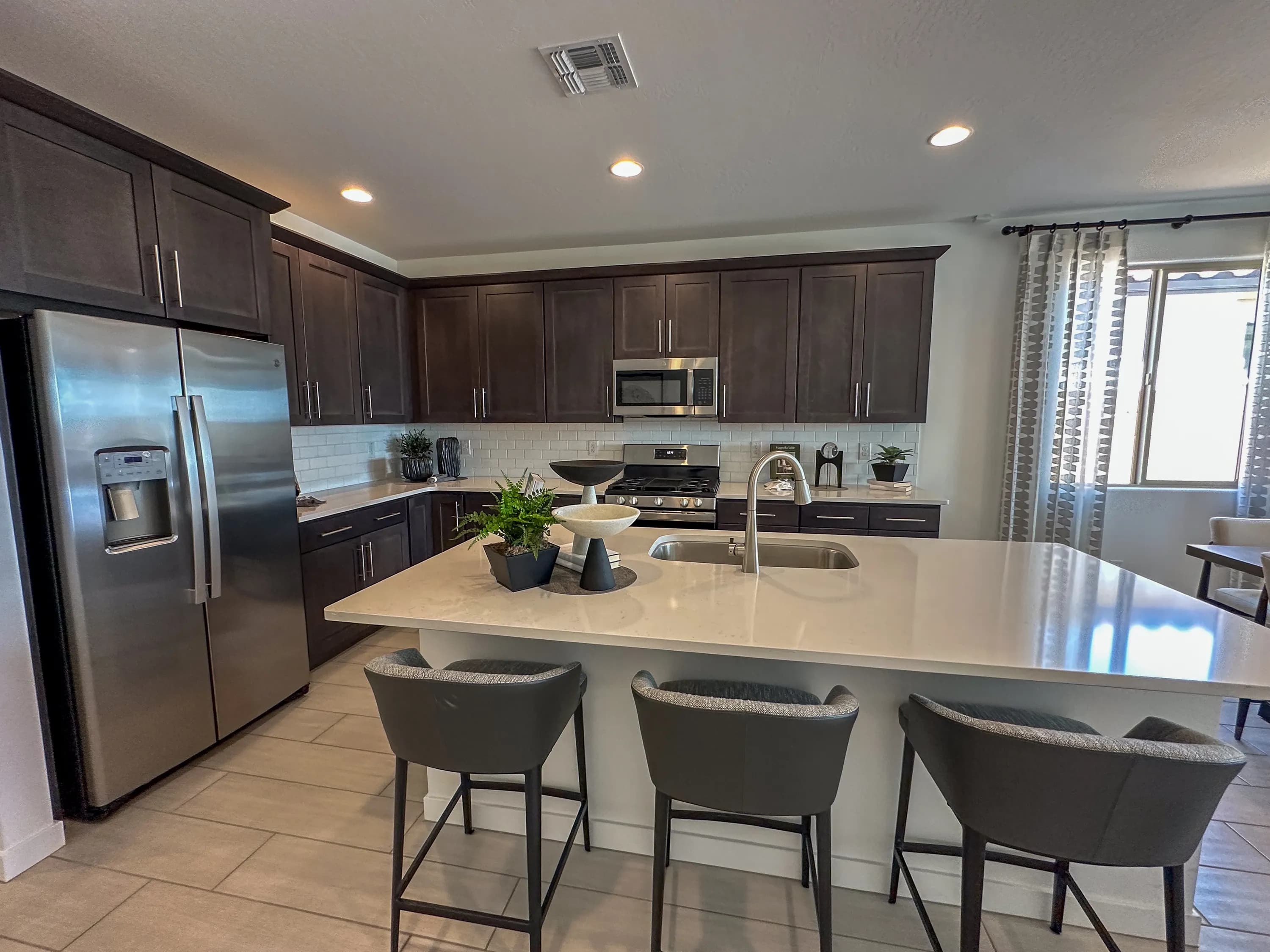Emerald by Richmond American Homes at Seasons at Pradera — photo 2 of 15
