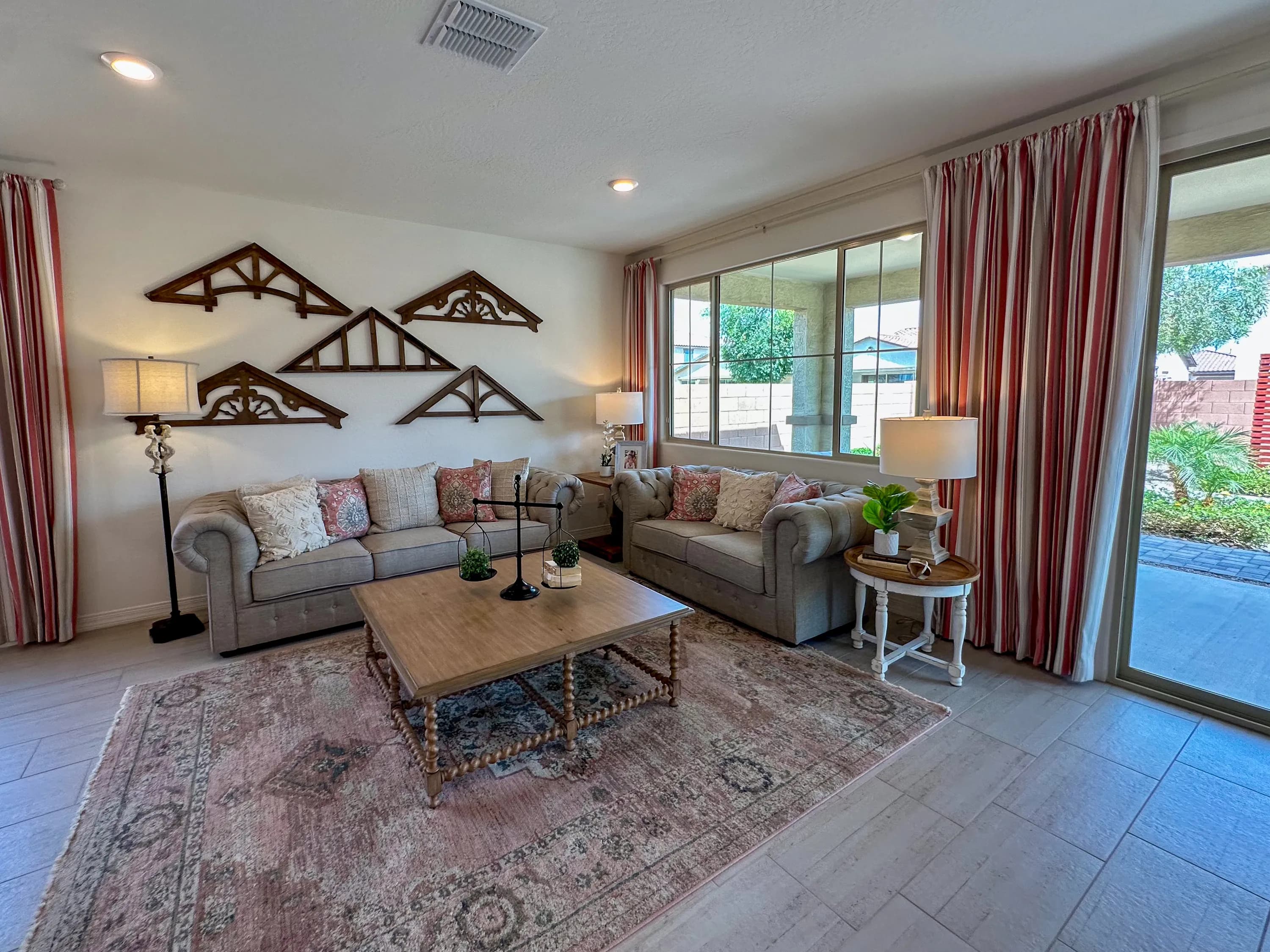 Plan 2188 by KB Home at Enclaves at Sonrisa — photo 6 of 15