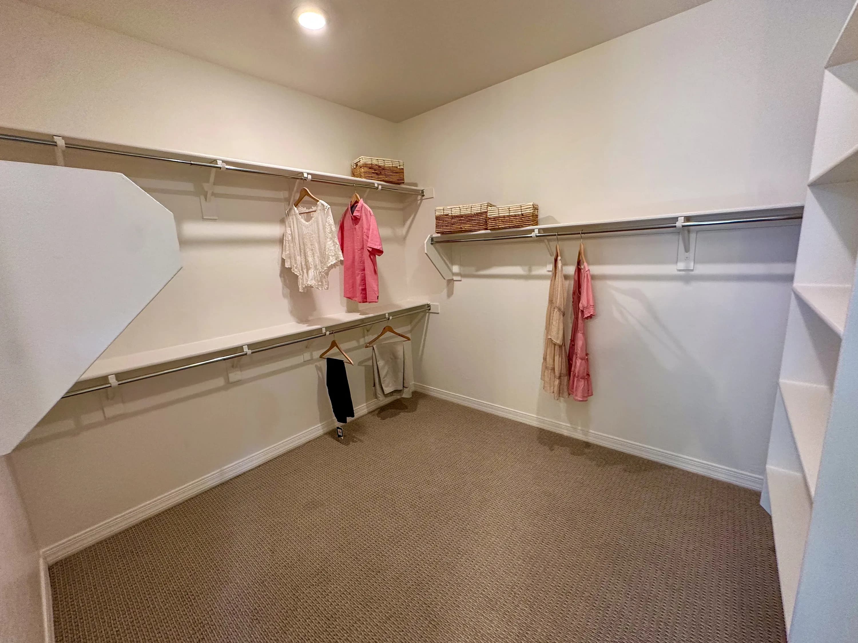 Plan 2188 by KB Home at Enclaves at Sonrisa — photo 9 of 15