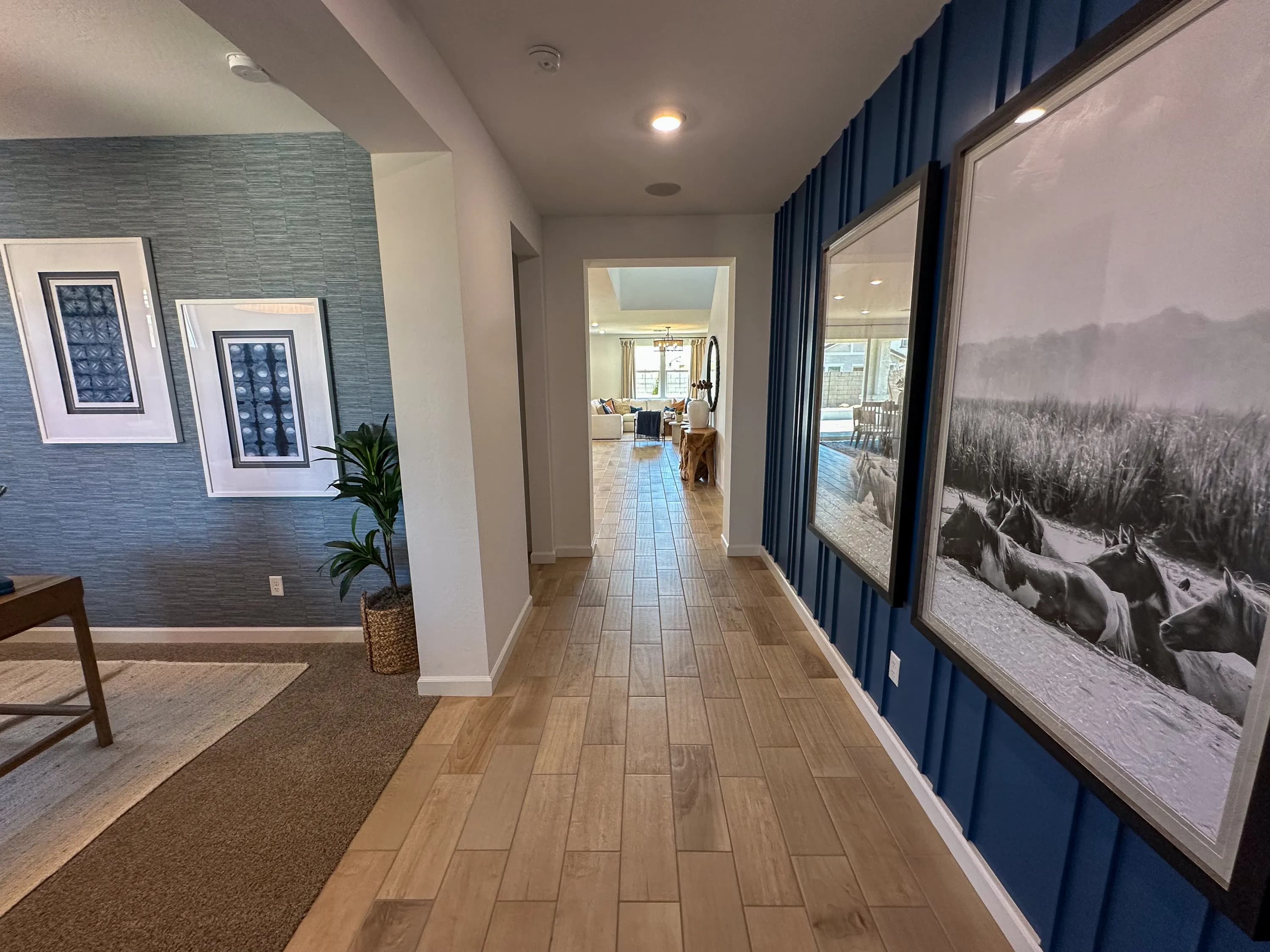 Yellowstone — interior