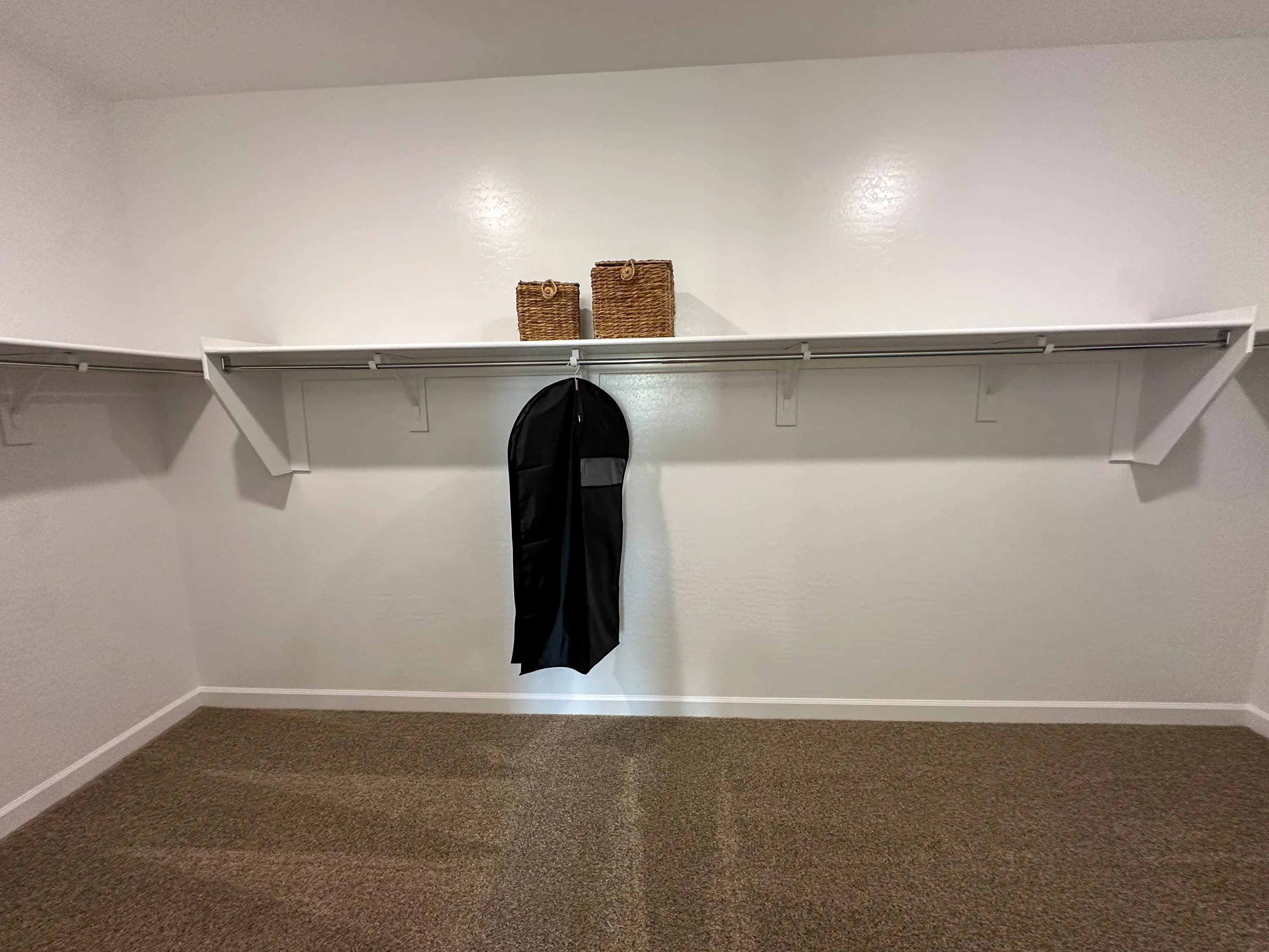 Yellowstone — interior