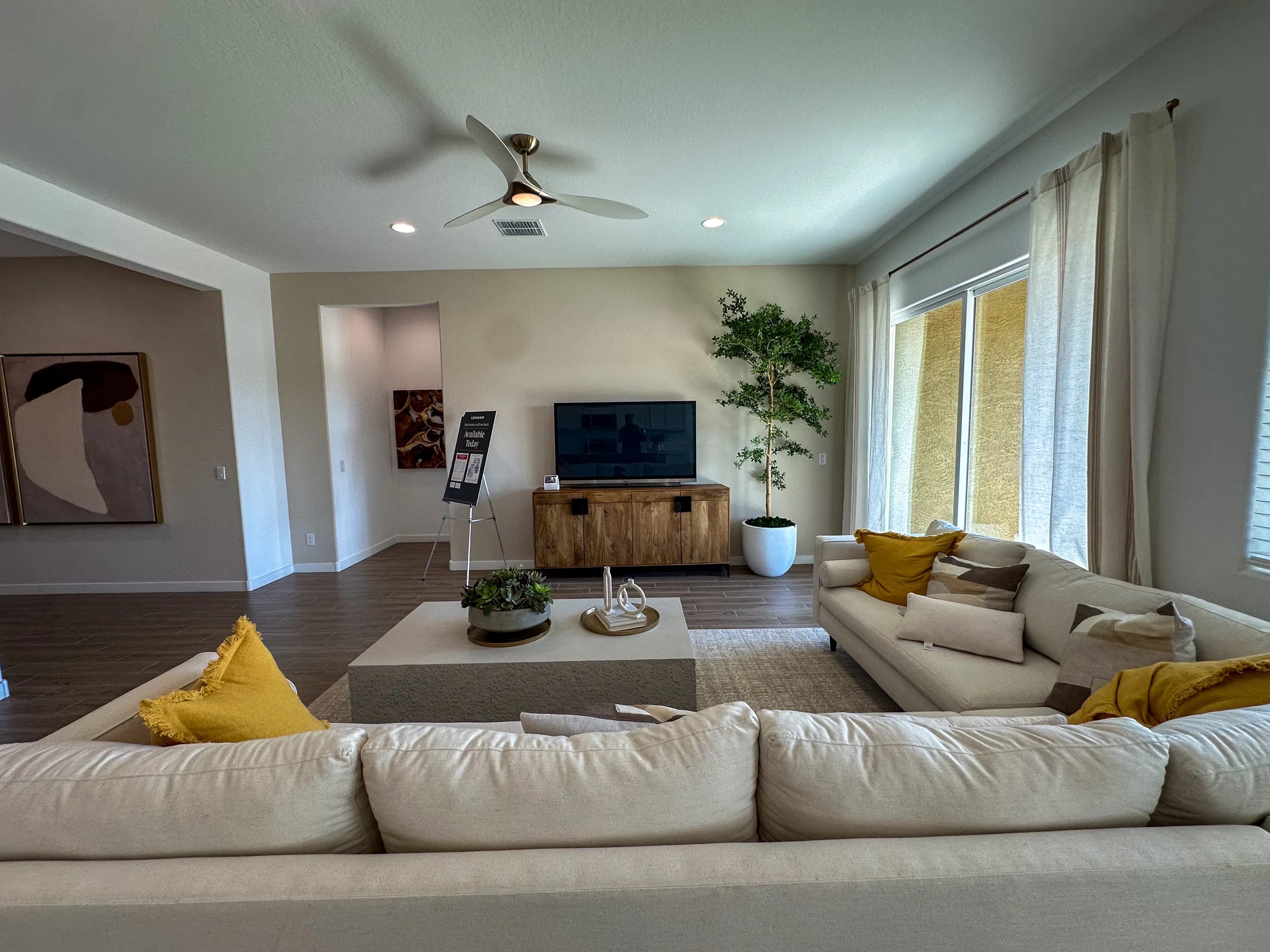 Trillium — interior