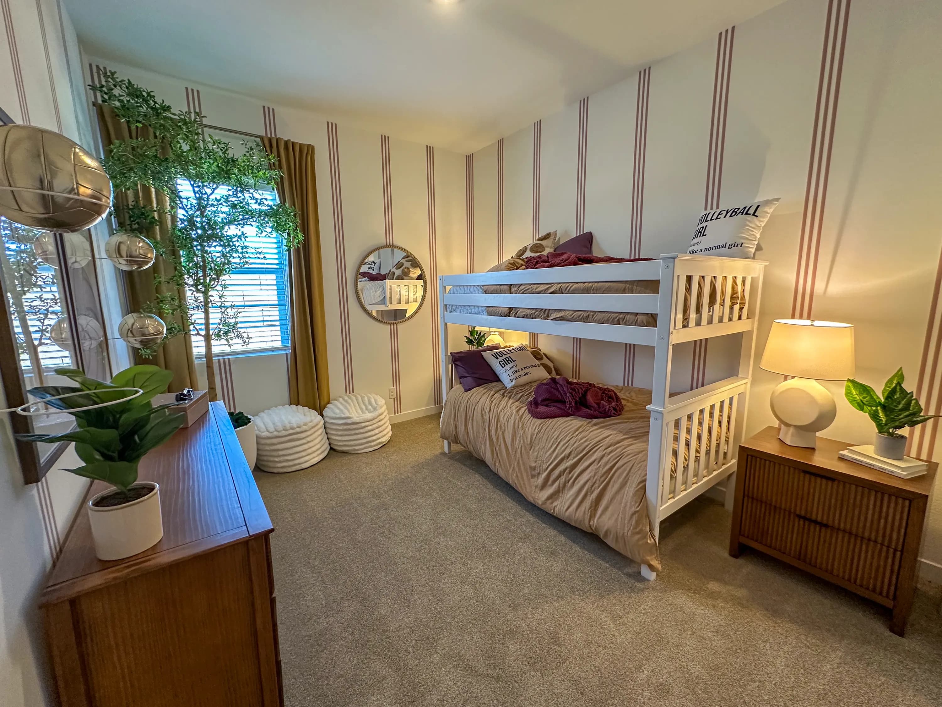 Trillium — interior