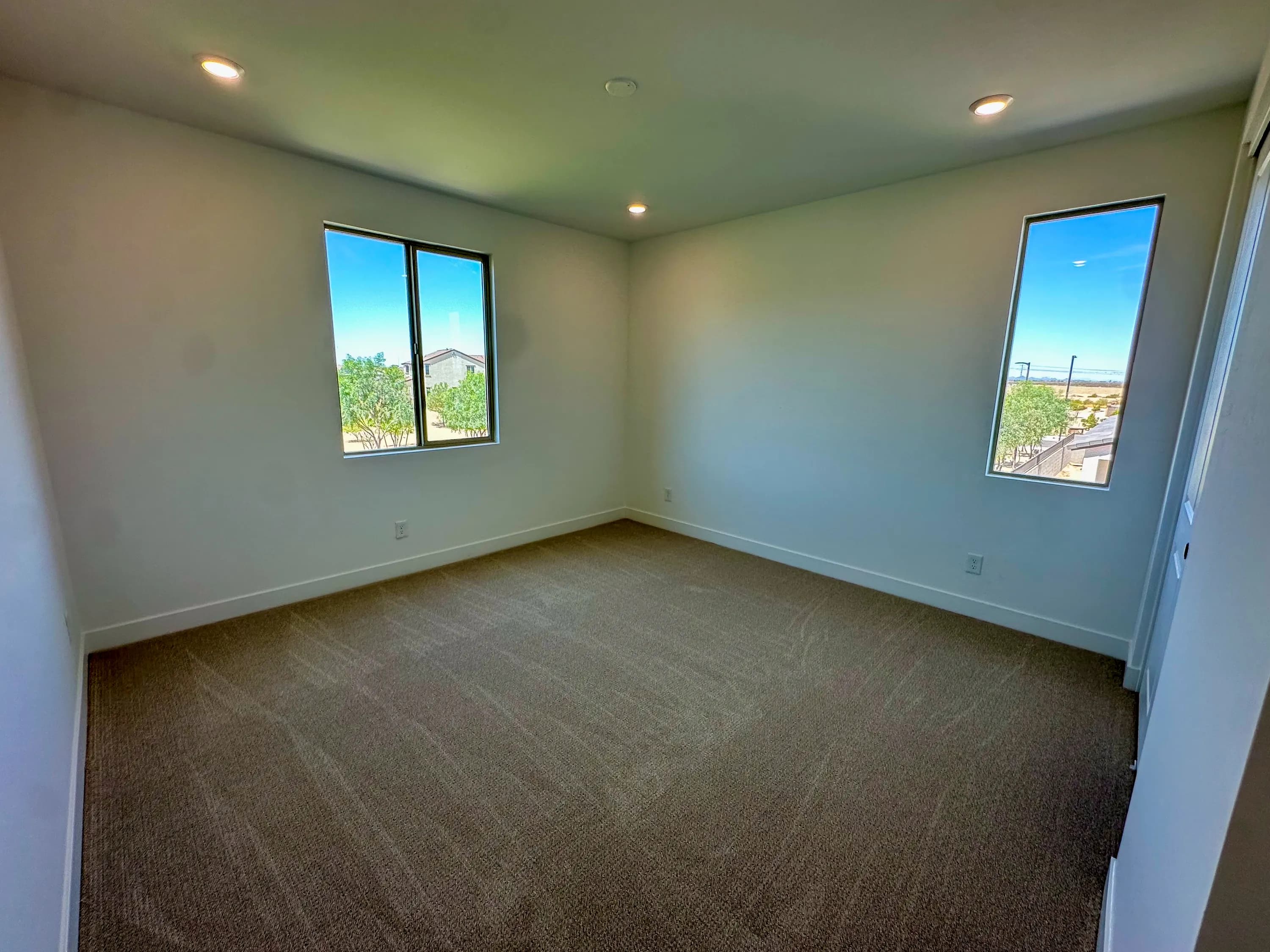 Plan 4504 by Risewell Homes at Frontera — photo 13 of 19