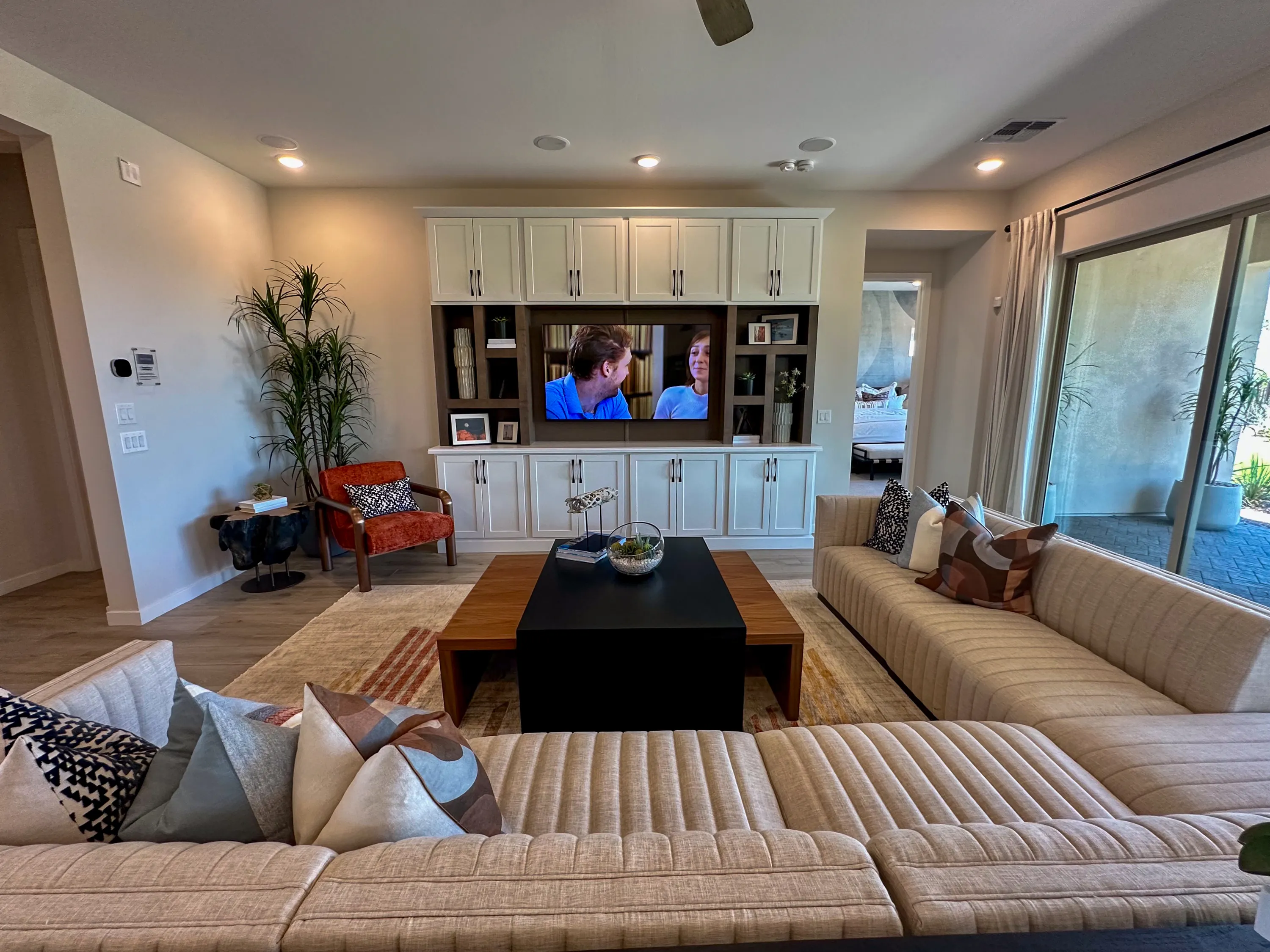Burgundy — interior