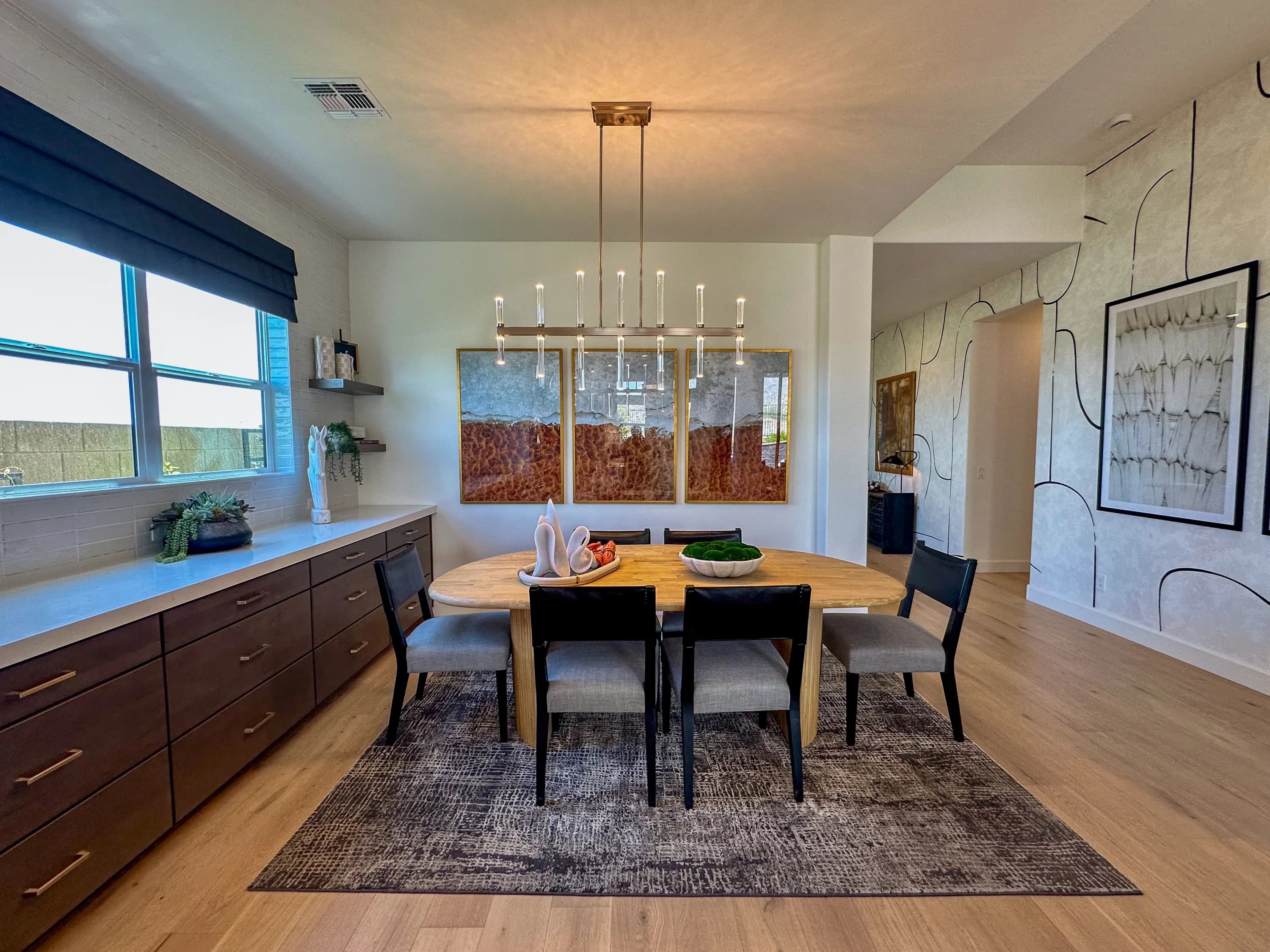 The Saltbush — interior
