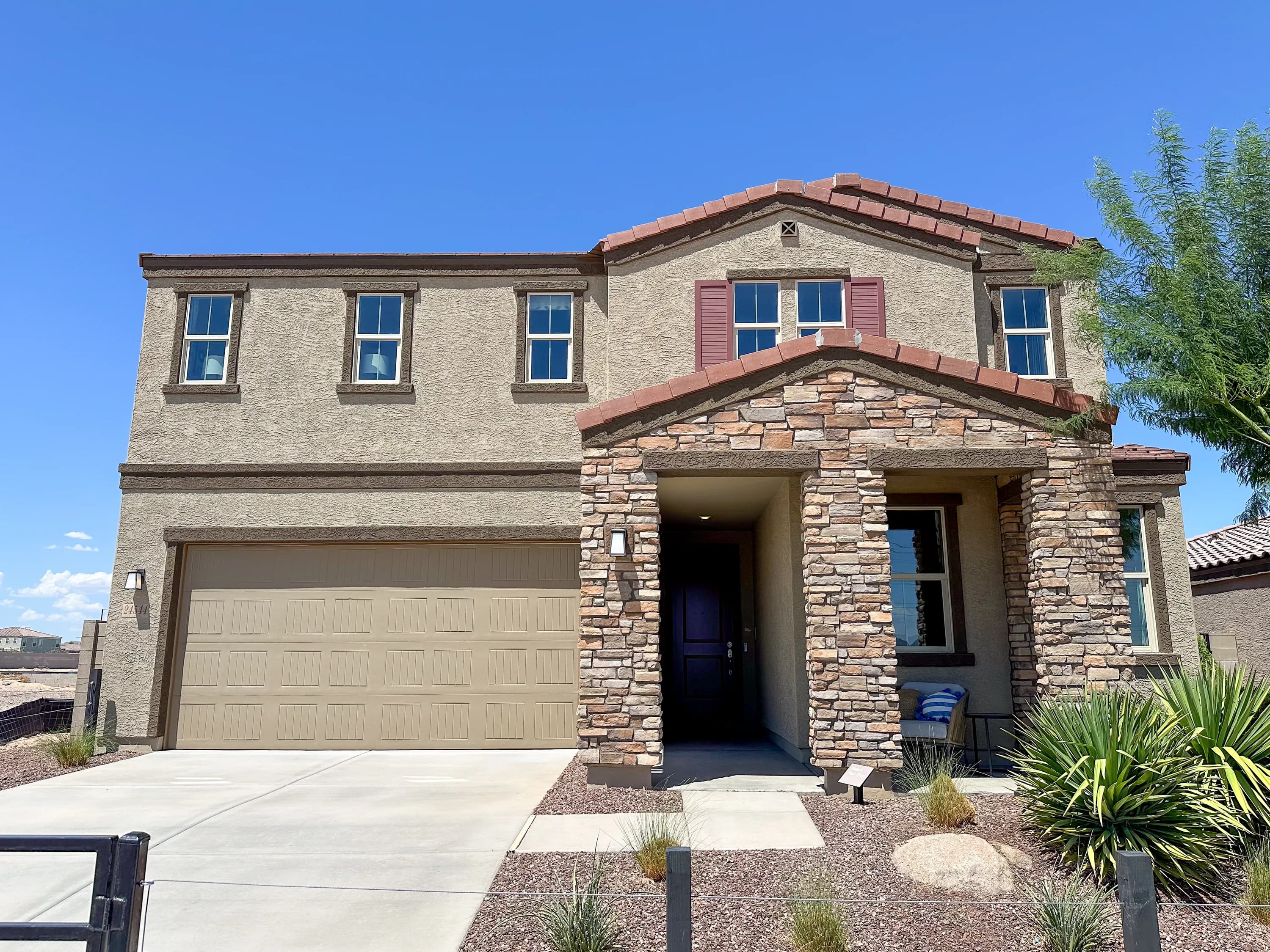 Plan 2636 — front exterior